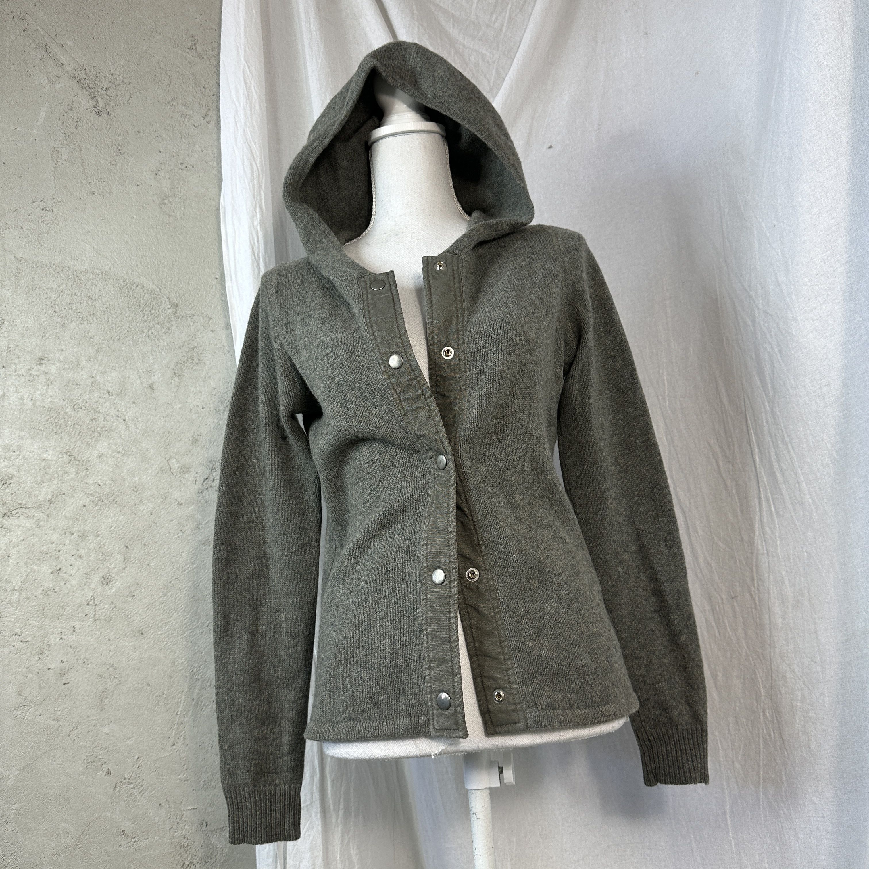 Vintage Women's Vintage Y2K Sweater Size S / US 4 / IT 40 - 5 Thumbnail