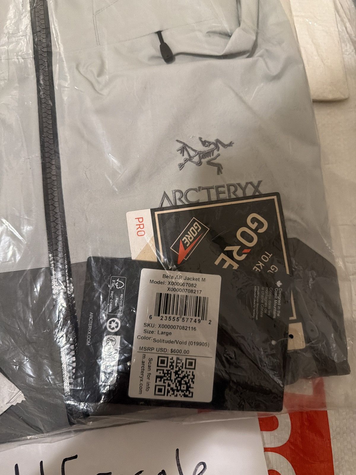 Arc'teryx Arc’teryx Beta AR Jacket Goretex Pro Solitude Void Size US L / EU 52-54 / 3 - 6 Thumbnail