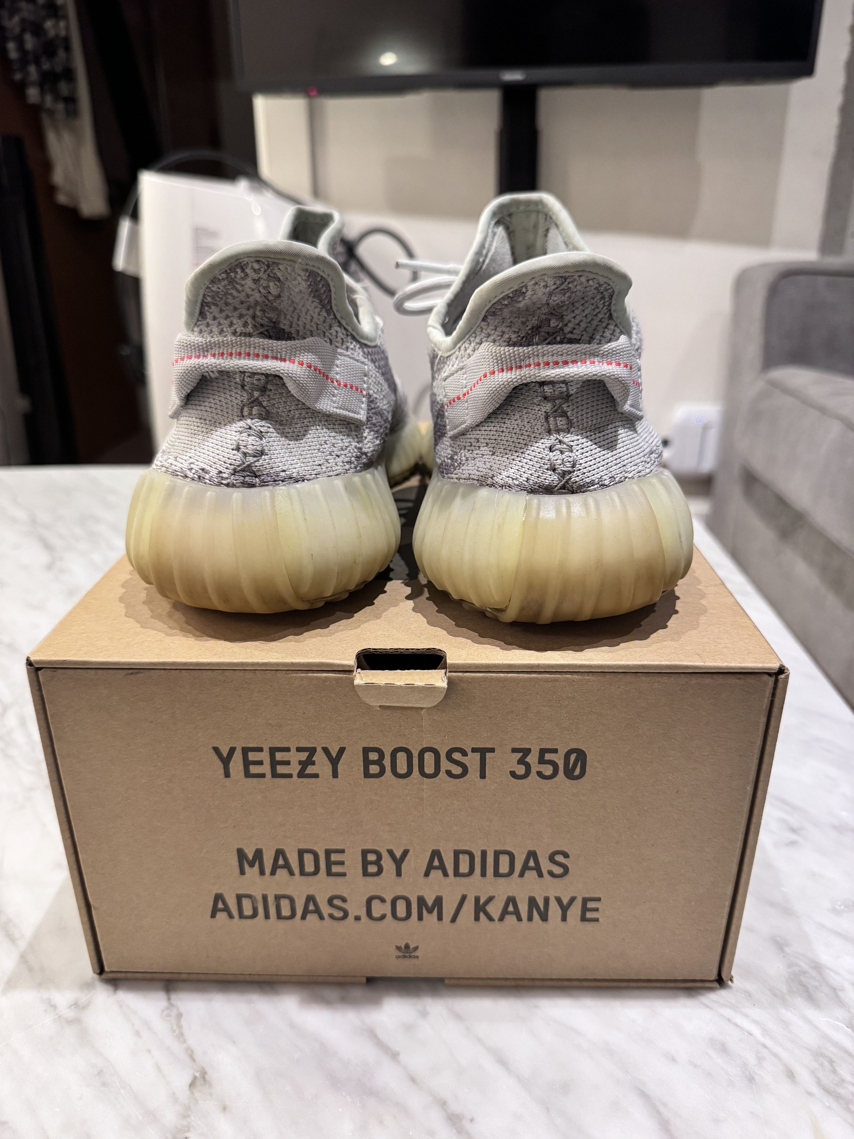 Adidas × Kanye West Yeezy Boost 350 V2 Blue Tint Size US 10 / EU 43 - 2 Thumbnail