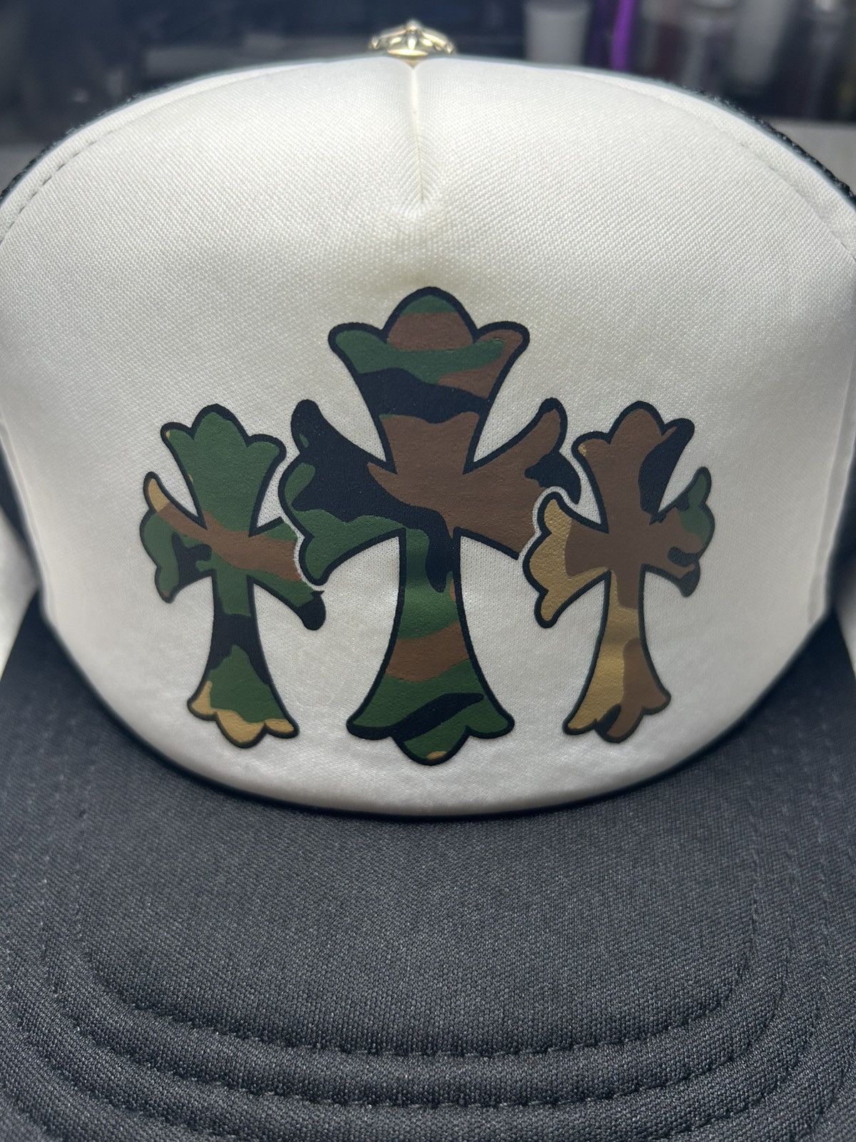 Chrome Hearts Chrome Hearts cemetery trucker hat white/black/camo Size ONE SIZE - 2 Thumbnail