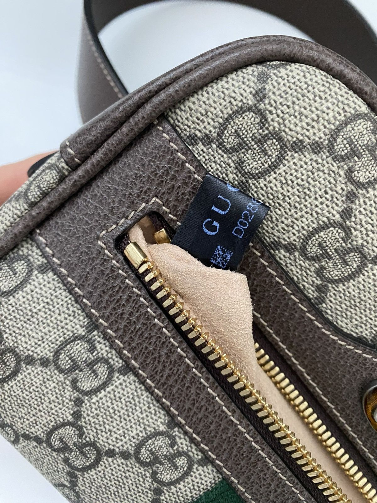 Gucci Authentic Gucci Ophidia belt bag/ bumbag Size 38 - 19 Thumbnail