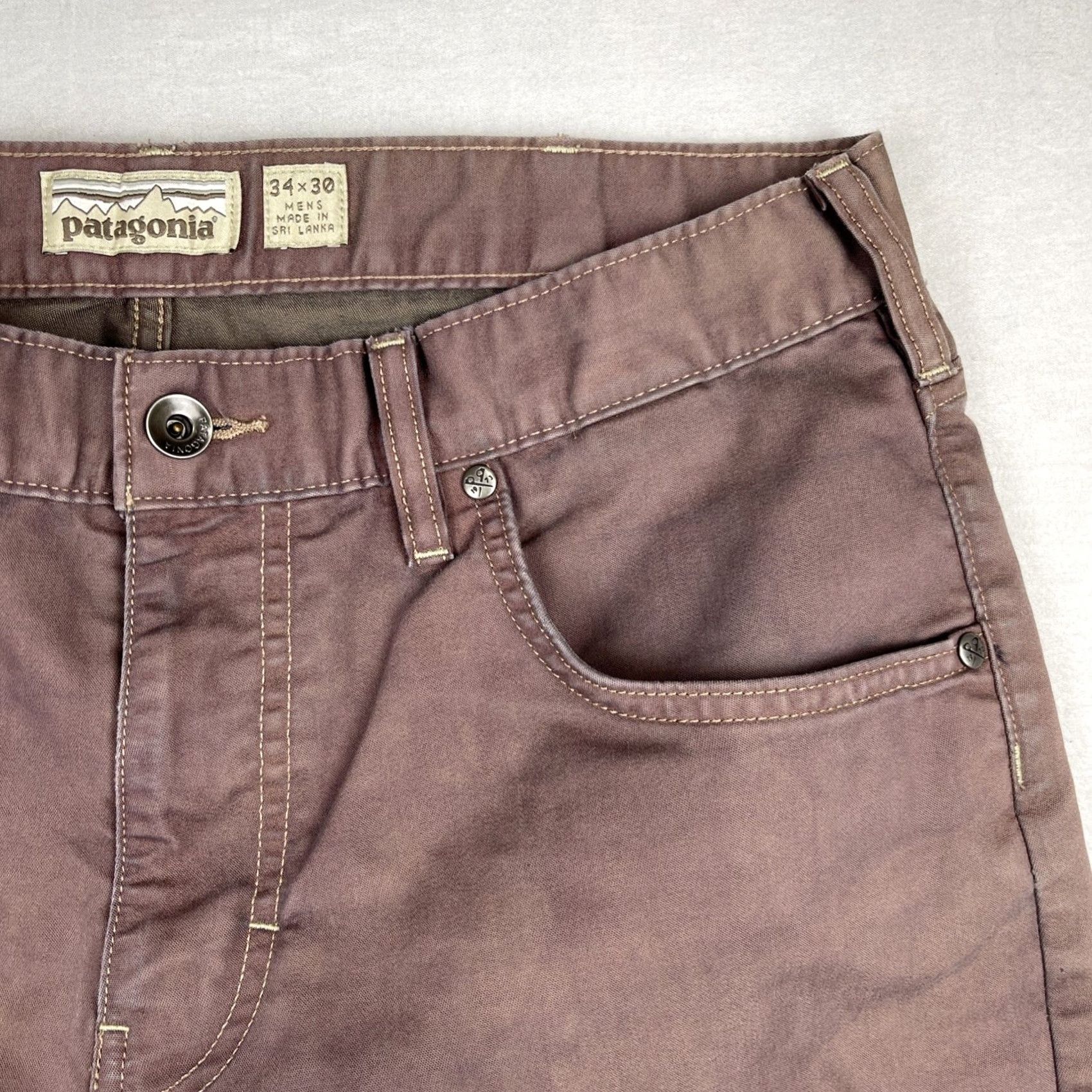 Patagonia Patagonia Pants Mens 34x30 Purple Performance Twill Jeans Iron Clad Jeans Shirts Pants Size US 34 / EU 50 - 5 Thumbnail