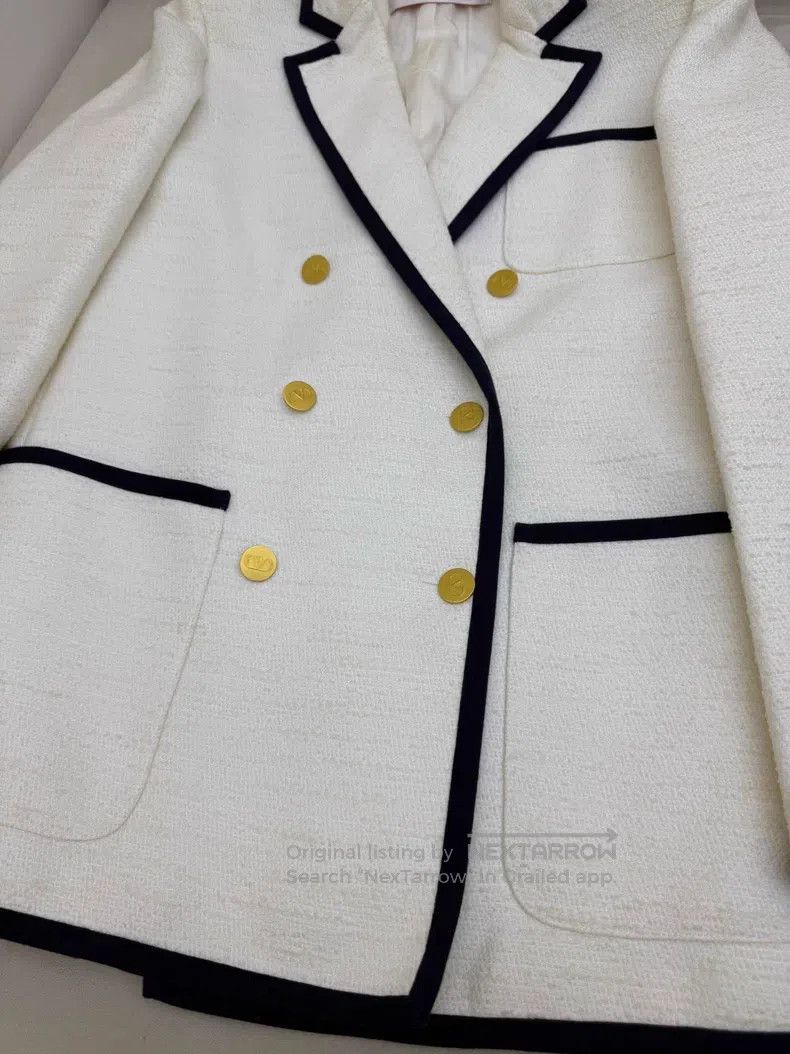 Valentino Valentino Tweed lapel small fragrant blazer Size XS / US 0-2 / IT 36-38 - 3 Thumbnail