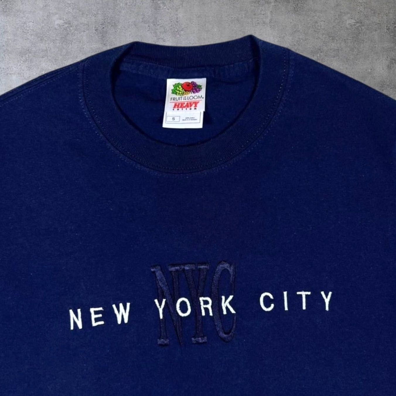 Fruit Of The Loom VINTAGE New York City NYC Embroidered Souvenir Navy Blue T-Shirt Small Mens Shirt Size US S / EU 44-46 / 1 - 3 Thumbnail