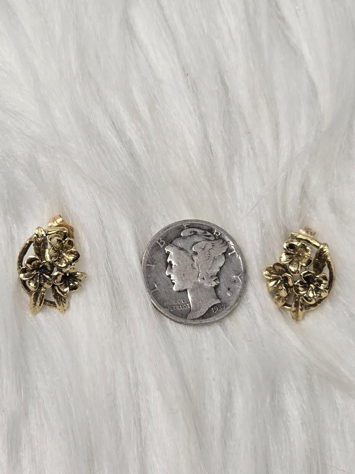 Other 14K Yellow Gold 3D Floral Bouquet Stud Earrings 3.5g Estate Size ONE SIZE - 2 Thumbnail