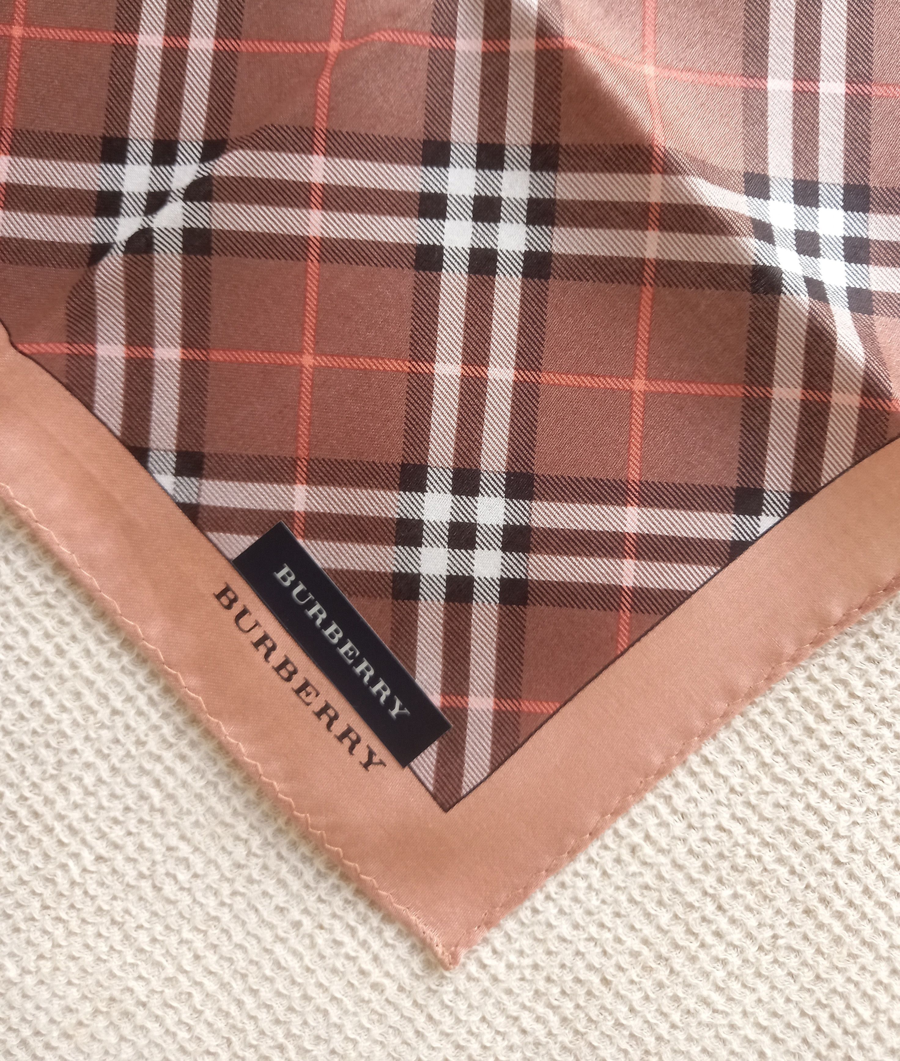 Burberry × Vintage NEW Burberry bandana handkerchief neckerchief nova check Size ONE SIZE - 3 Thumbnail