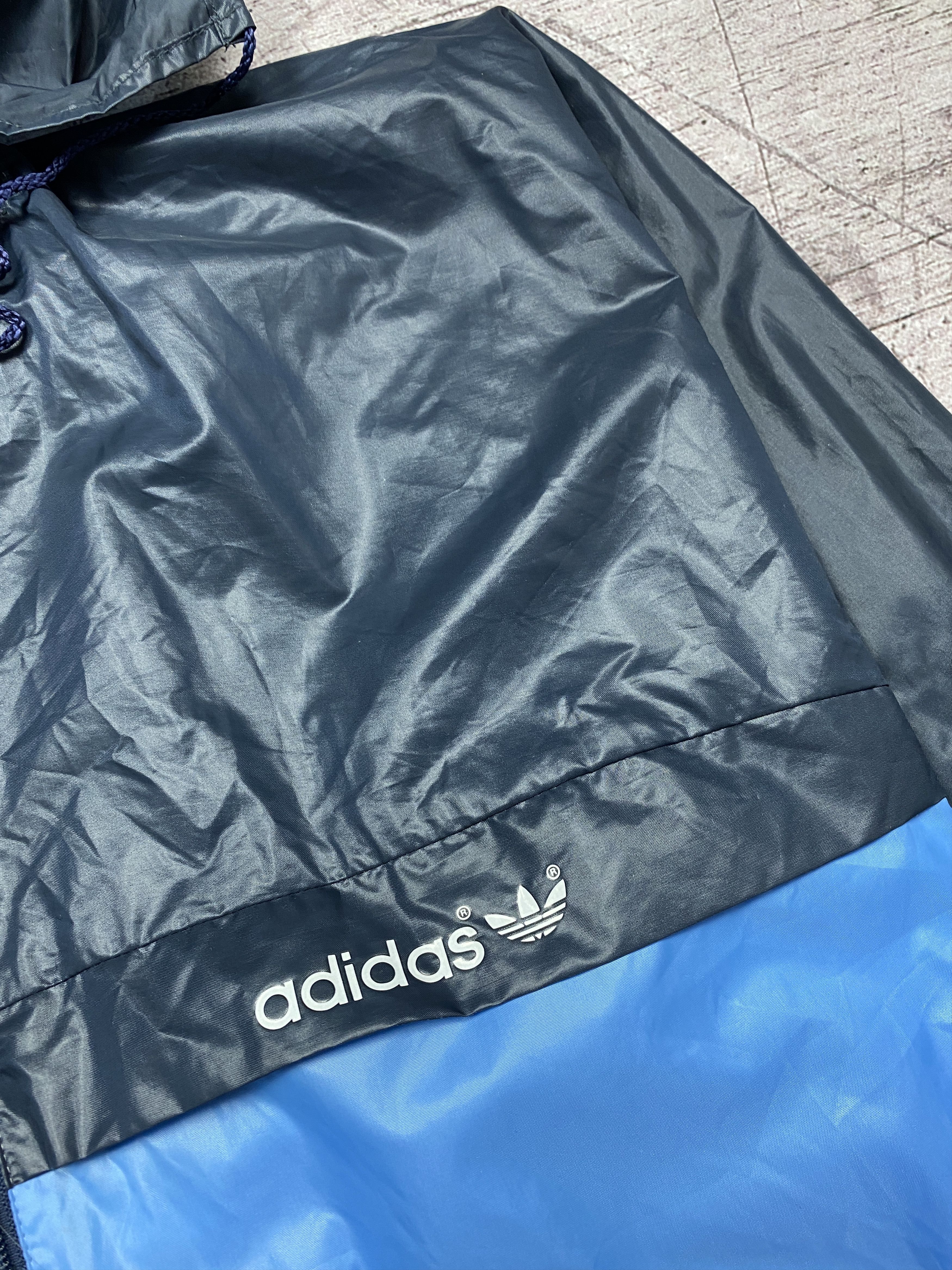 Adidas Adidas 90s Vintage Mens Nylon Jacket Size US L / EU 52-54 / 3 - 3 Thumbnail