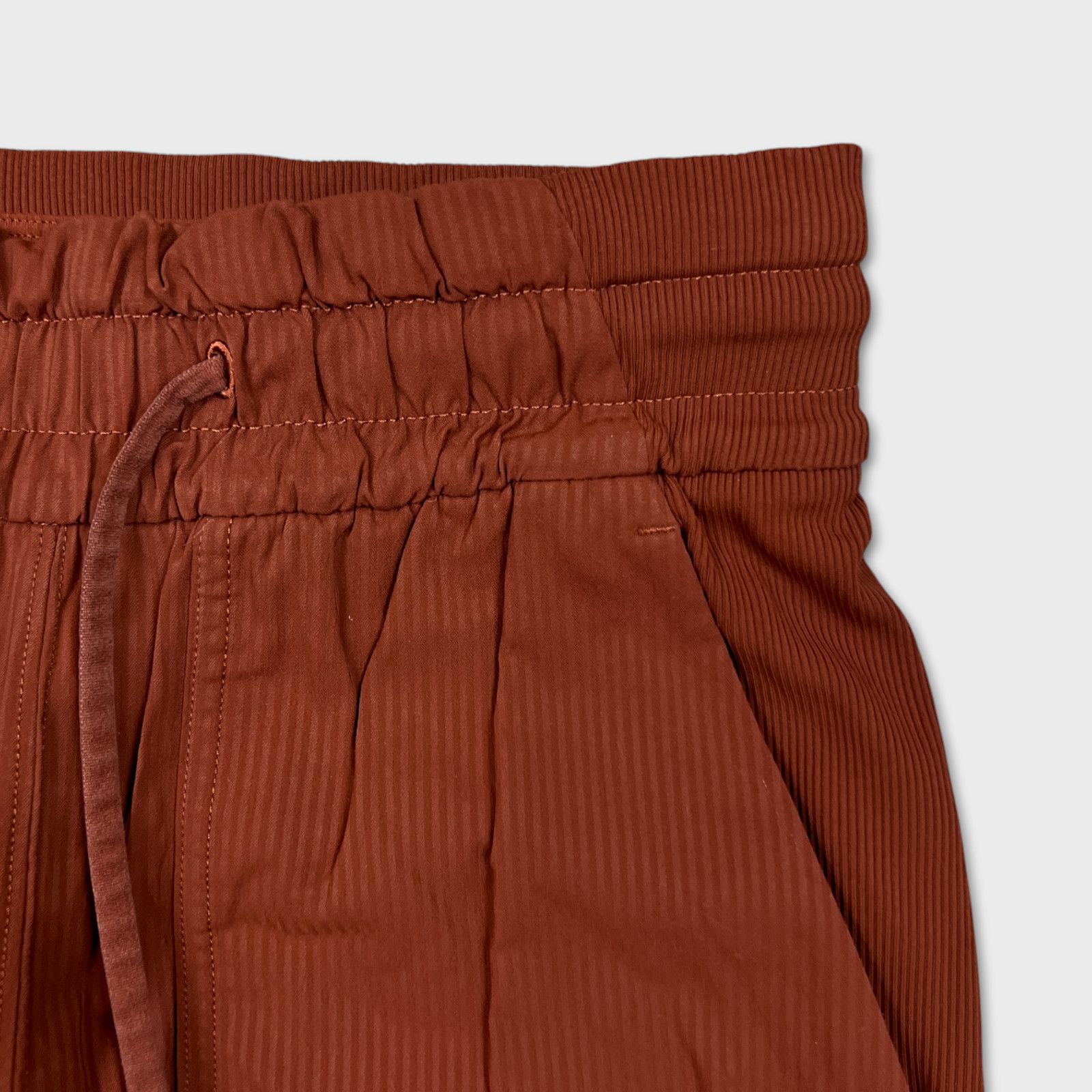 Lululemon Lululemon Dance Studio Mid-Rise Jogger 4 Athletic Leggings Size 27" / US 4 / IT 40 - 3 Thumbnail