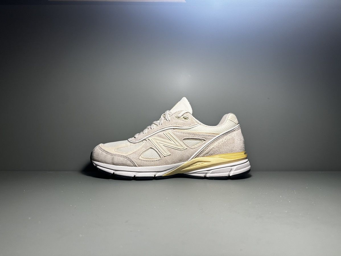 STUSSY × NEW BALANCE 990V4 CREAM Stussy x New Balance 990v4 Made