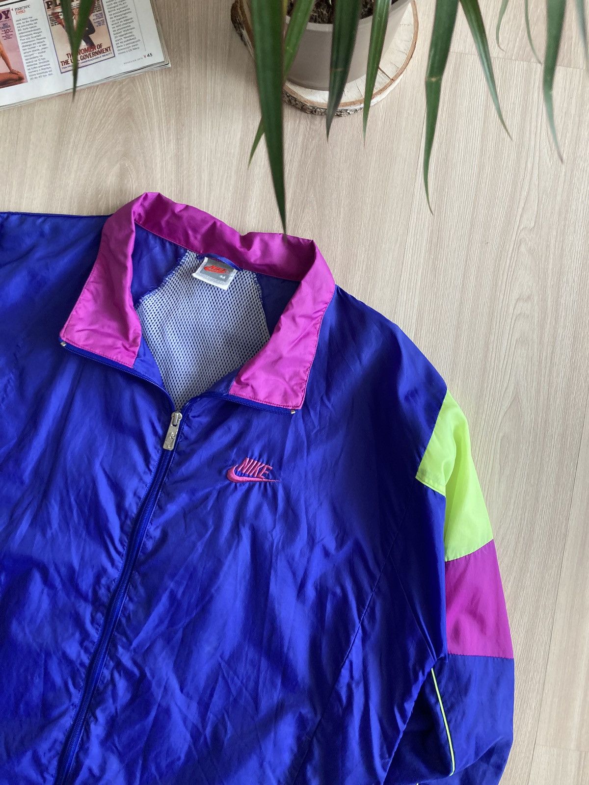 Vintage Vintage Nike Nylon Light Sport Jacket 90s Size US M / EU 48-50 / 2 - 2 Thumbnail