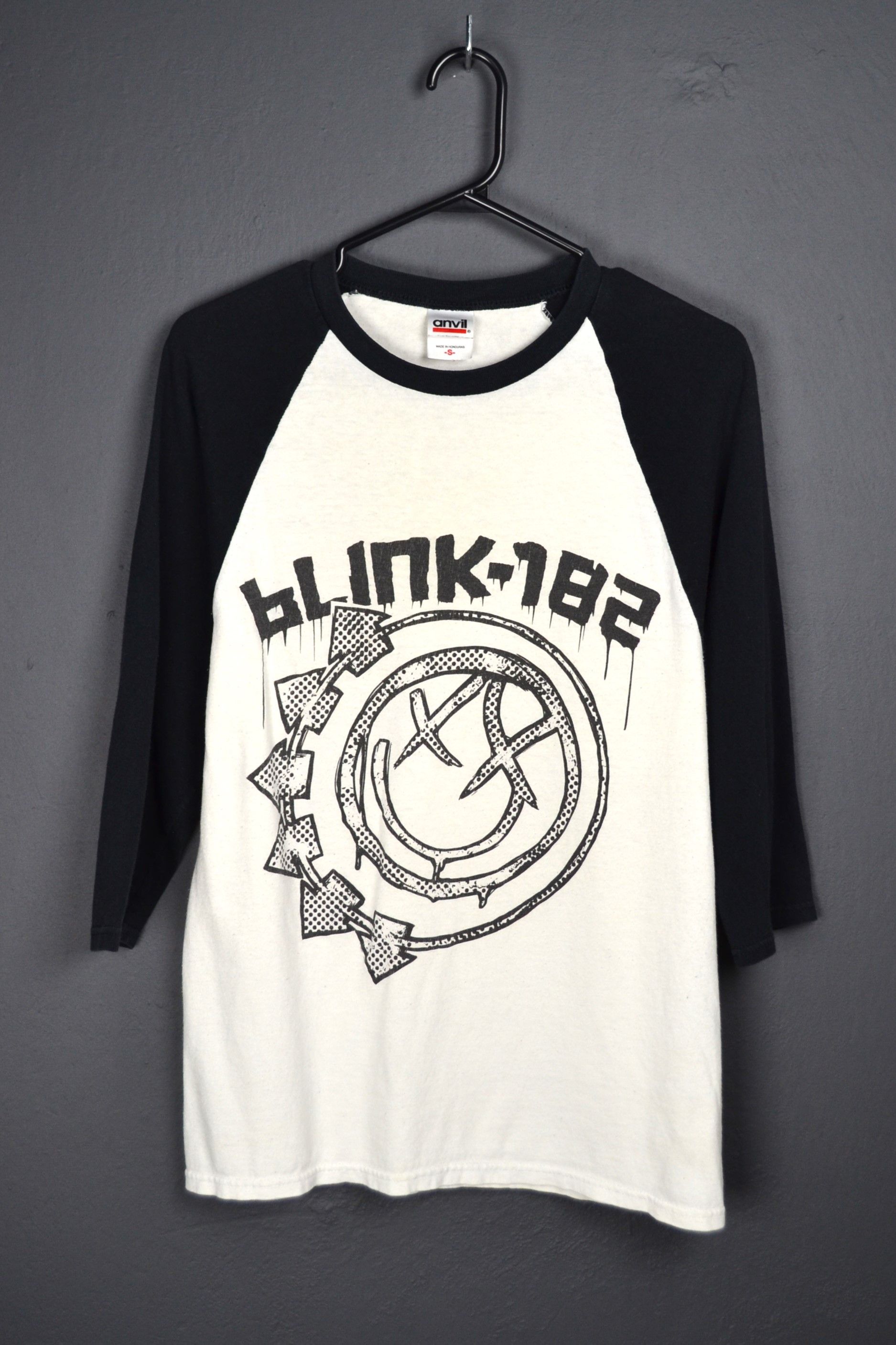 Band Tees Blink-182 Raglan T-shirt 2011 Tour Size S Size US S / EU 44-46 / 1 - 1 Thumbnail
