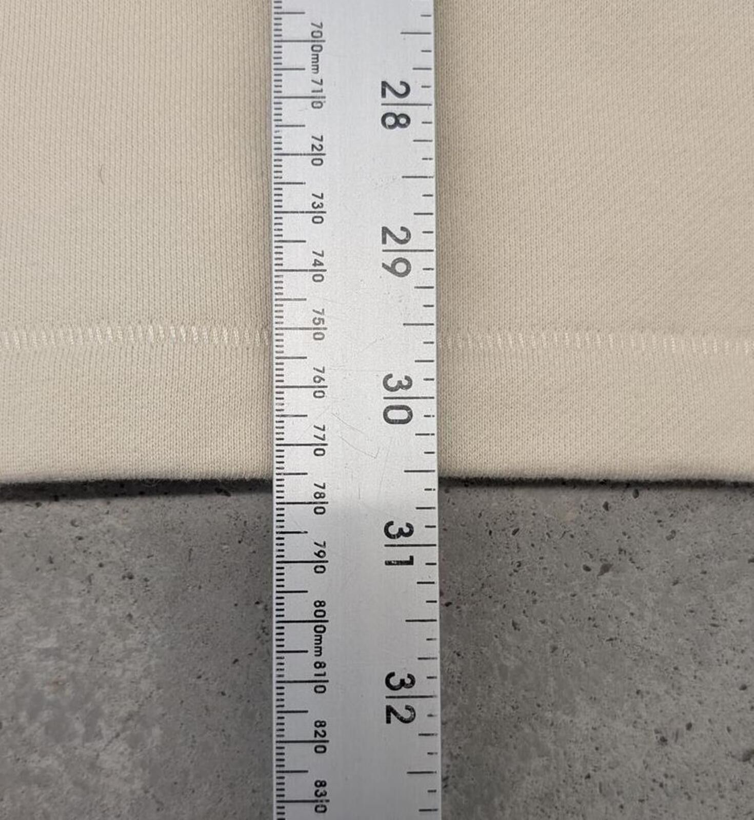 Essentials Essential Fear of God Cream Over-Sized Heavy Weight Hoodie Size US M / EU 48-50 / 2 - 7 Thumbnail