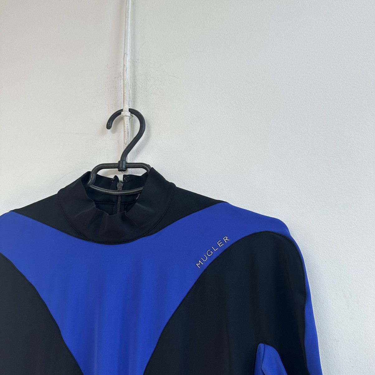 H&M × Mugler Mugler x H&M Spiral Paneled Mini Dress Size L / US 10 / IT 46 - 11 Thumbnail