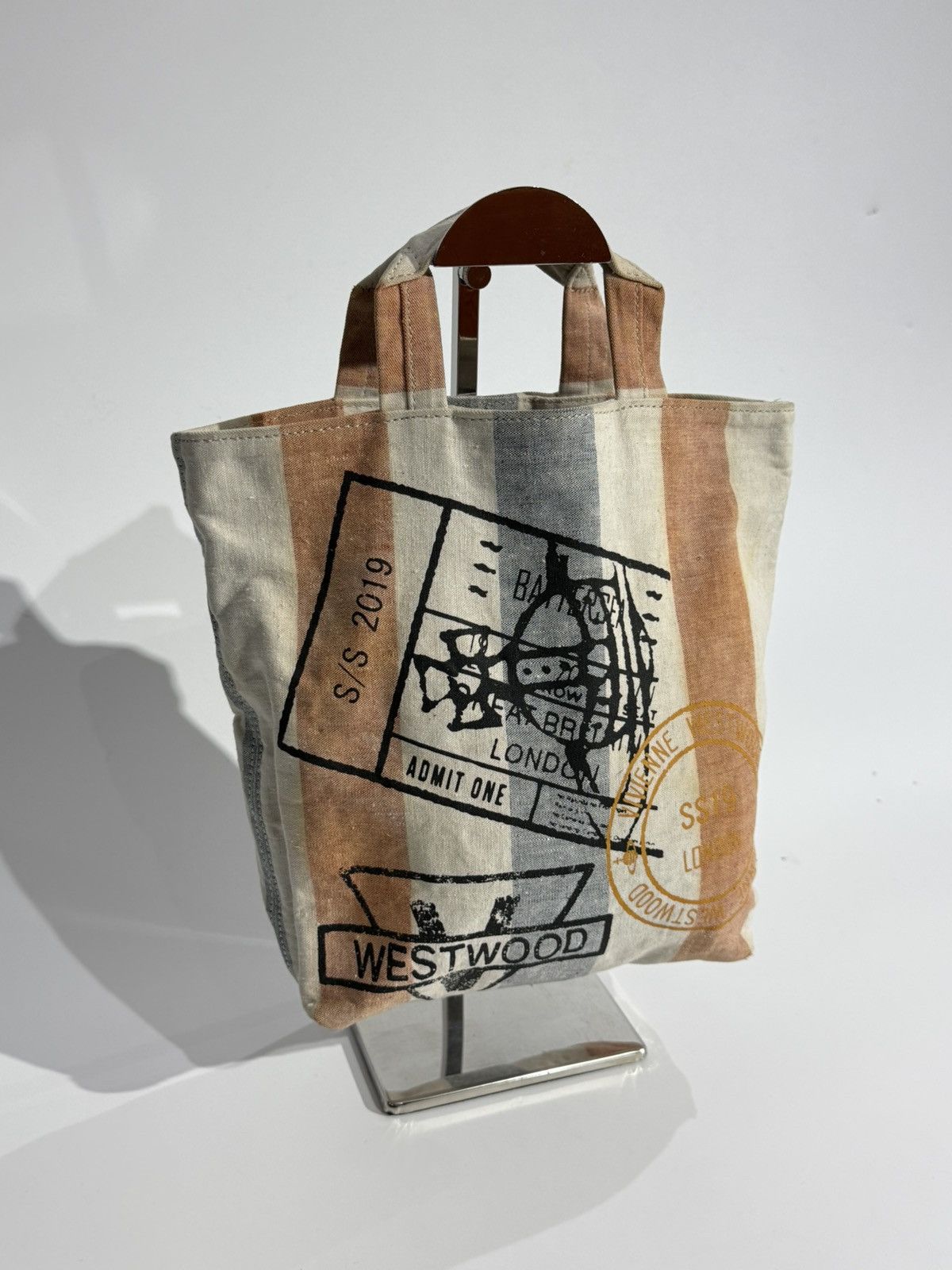 Vivienne Westwood Vivienne Westwood S/S 2019 London Canvas Tote Hand Bag Size ONE SIZE - 1 Thumbnail