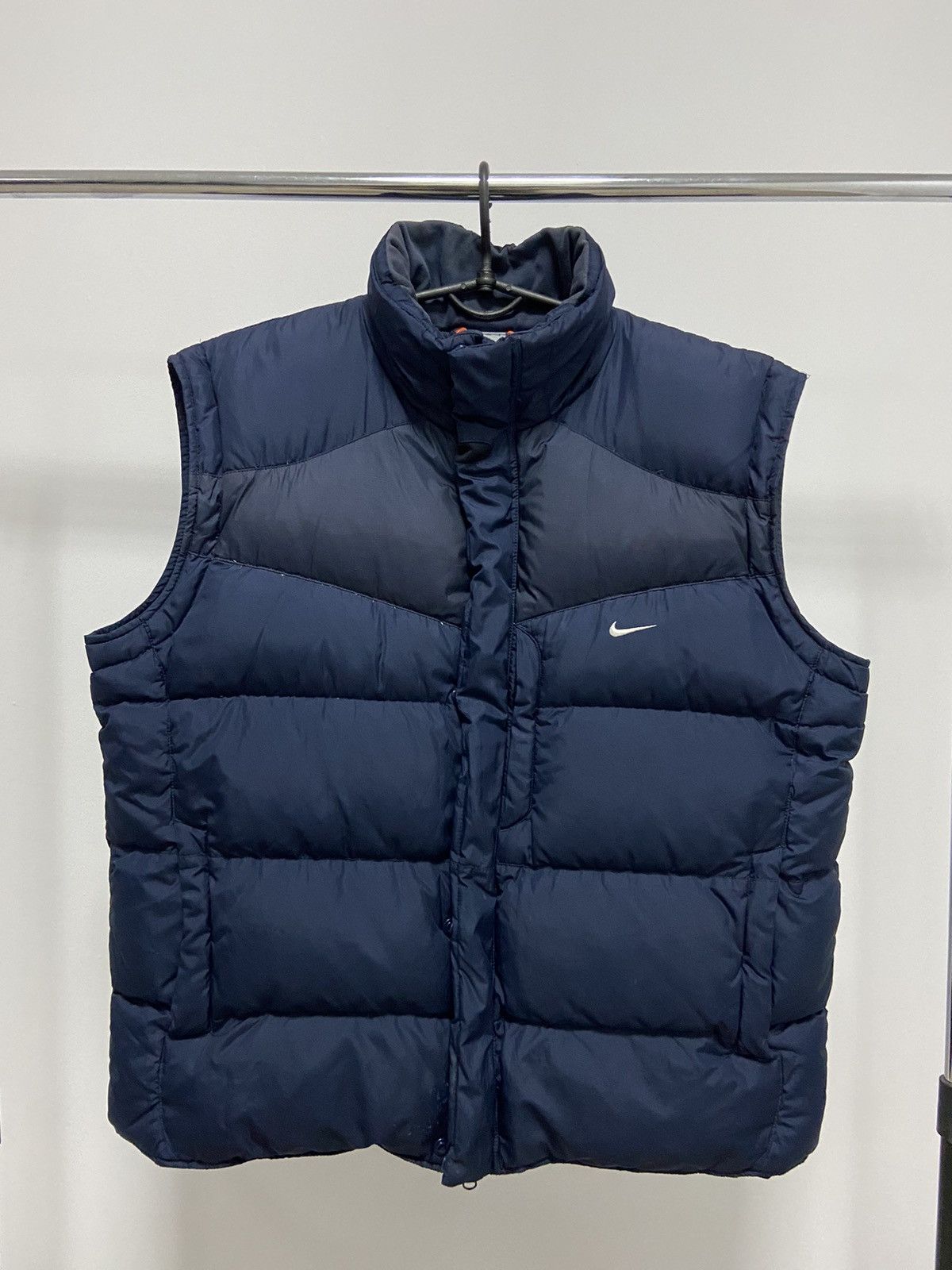 Nike × Vintage Nike Vintage Vest Small Embroidered Swoosh Logo Puffer Size US XL / EU 56 / 4 - 1 Thumbnail