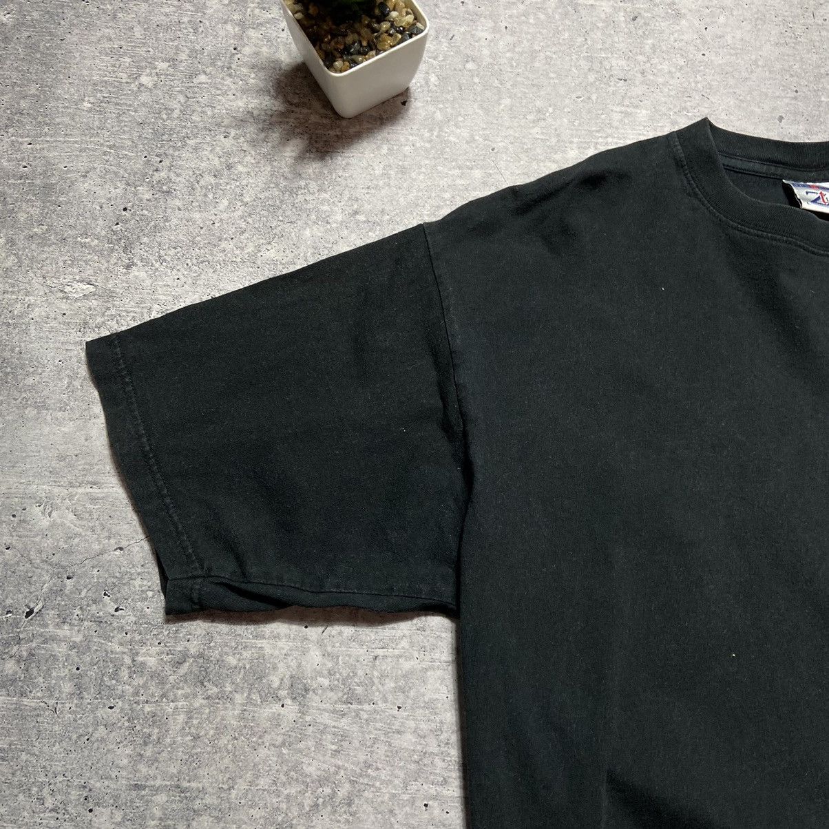 Band Tees × Vintage 📌 Vintage Men Fire Big Back Print T-Shirt Size US L / EU 52-54 / 3 - 6 Thumbnail