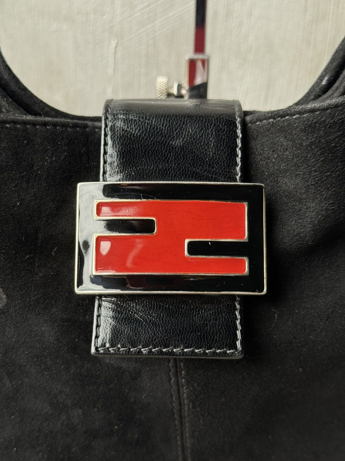 Fendi Fendi FF Buckle Suede Handbag Size ONE SIZE - 5 Thumbnail