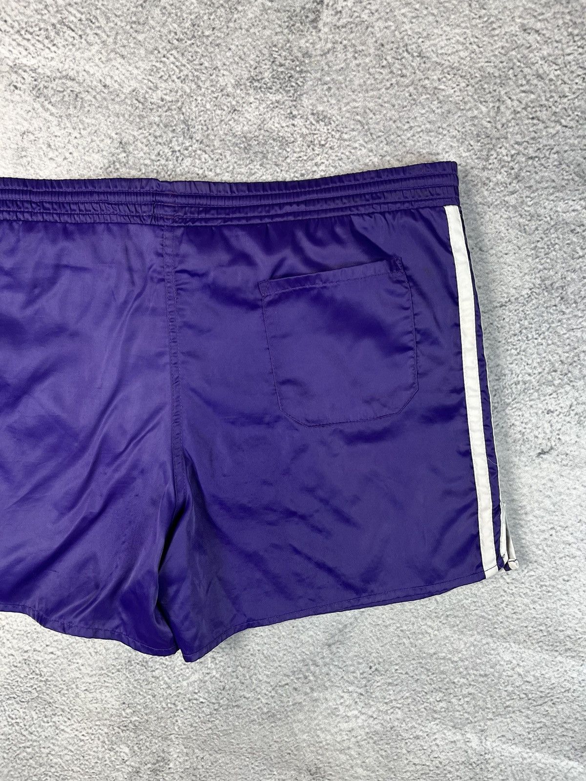 Adidas × Vintage Vintage Adidas classic shorts Size US 30 / EU 46 - 5 Thumbnail