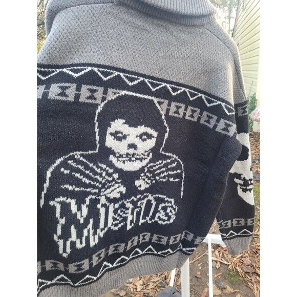 Misfits Misfits Cardigan Sweater Button up Acrylic Knit Size US L / EU 52-54 / 3 - 9 Thumbnail