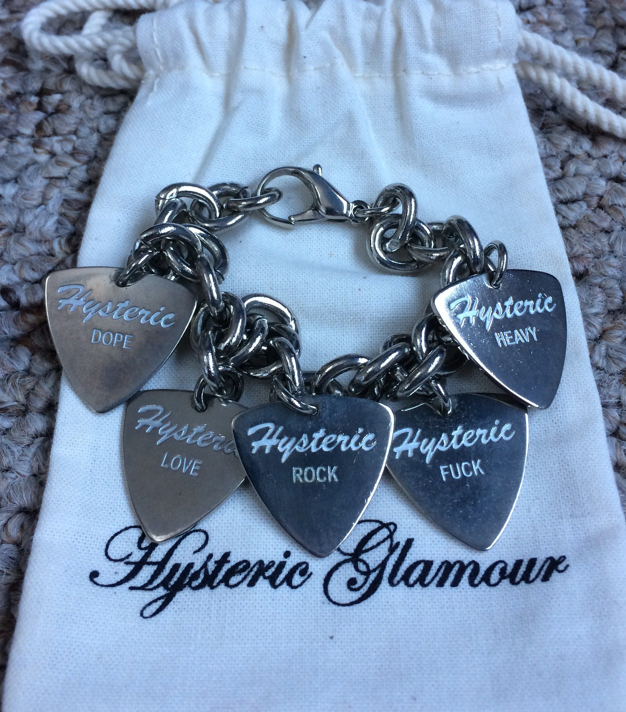 Hysteric Glamour Hysteric Glamour Guitar Pick Charm Bracelet + Bag Size ONE SIZE - 2 Thumbnail