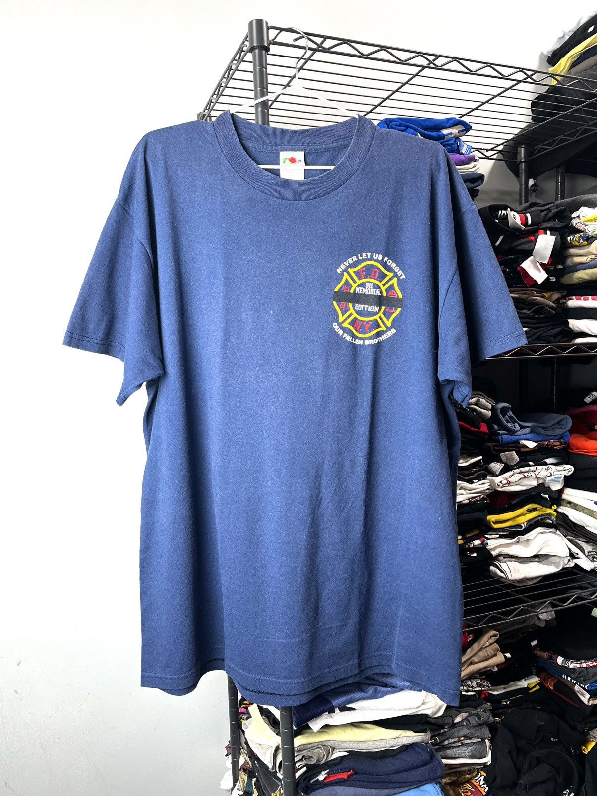 Vintage Vintage FDNY Memorial Firefighter Angel Graphic Tee Size US XL / EU 56 / 4 - 2 Thumbnail