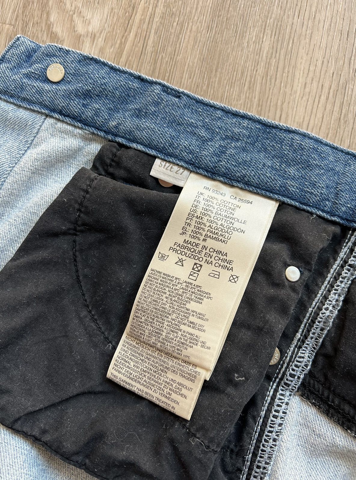 Diesel Vintage Diesel Avant Garde Denim Button Skirt Size 27" / US 4 / IT 40 - 5 Thumbnail