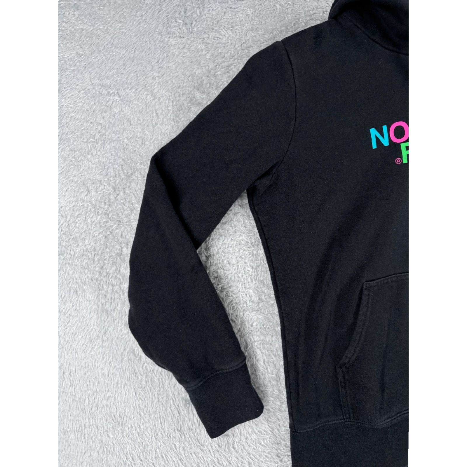 The North Face The North Face Hoodie Womens Medium Black Pullover Sweatshirt Pocket Cotton Blend Size M / US 6-8 / IT 42-44 - 3 Thumbnail