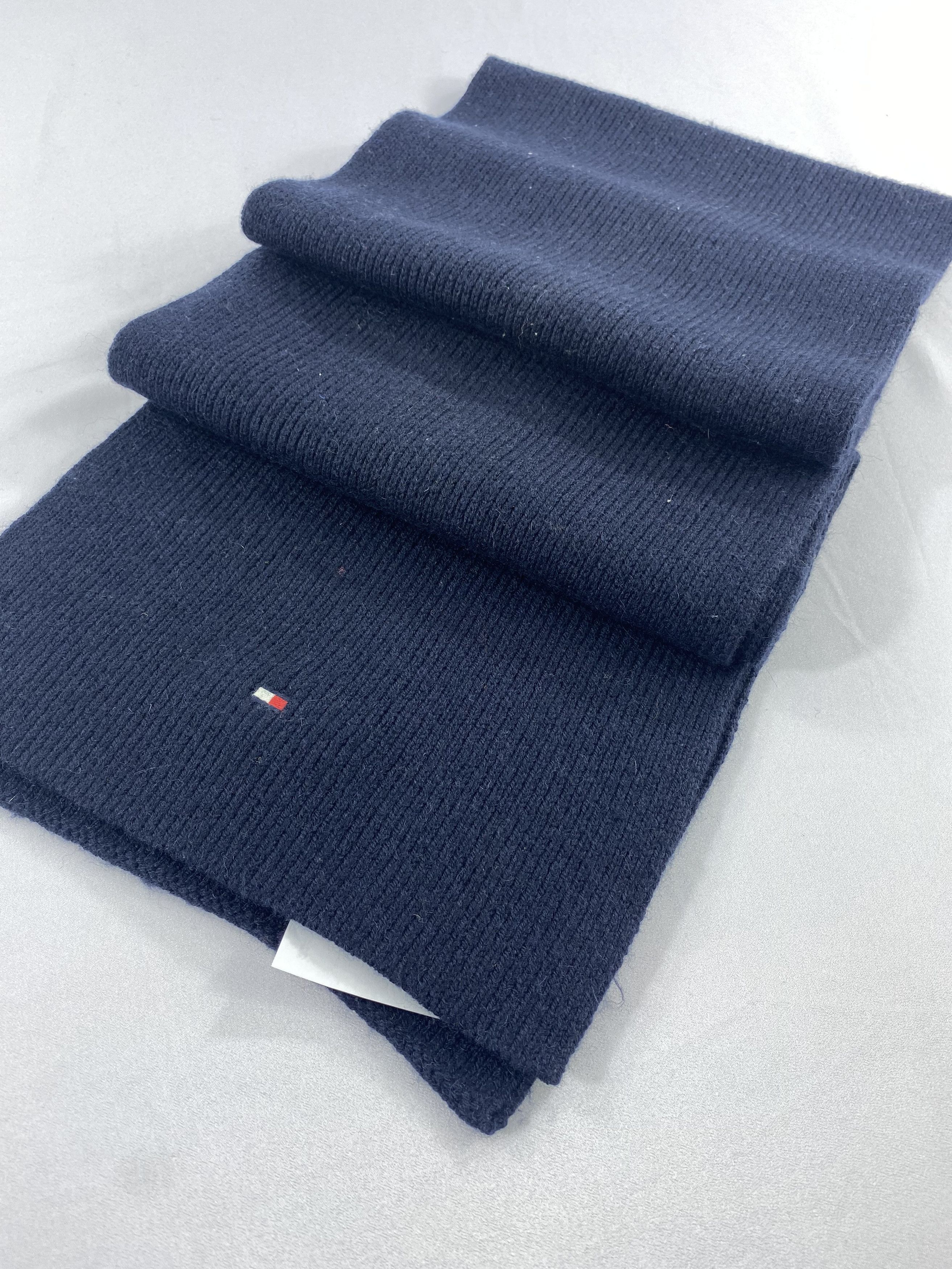 Tommy Hilfiger Tommy Hilfiger Scarf / Muffler / Neckwear Size ONE SIZE - 3 Thumbnail