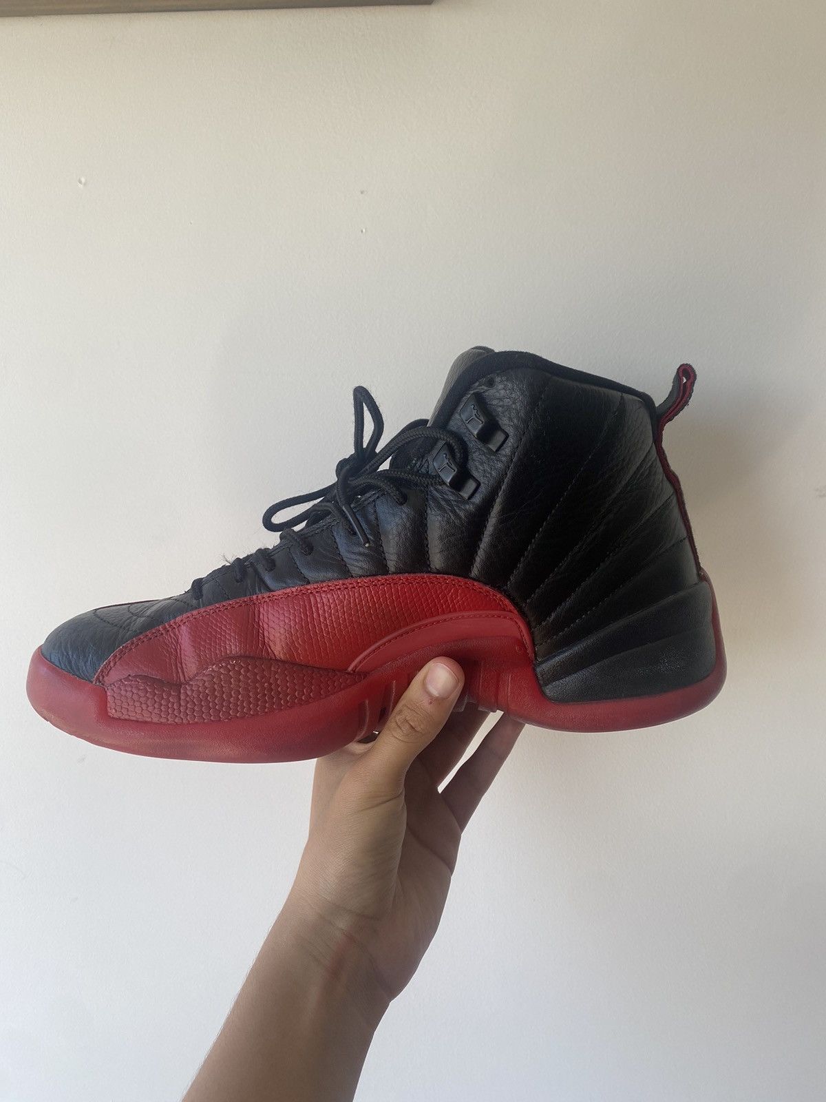 Jordan Brand Flu games jordan 12s Size US 9 / EU 42 - 11 Thumbnail