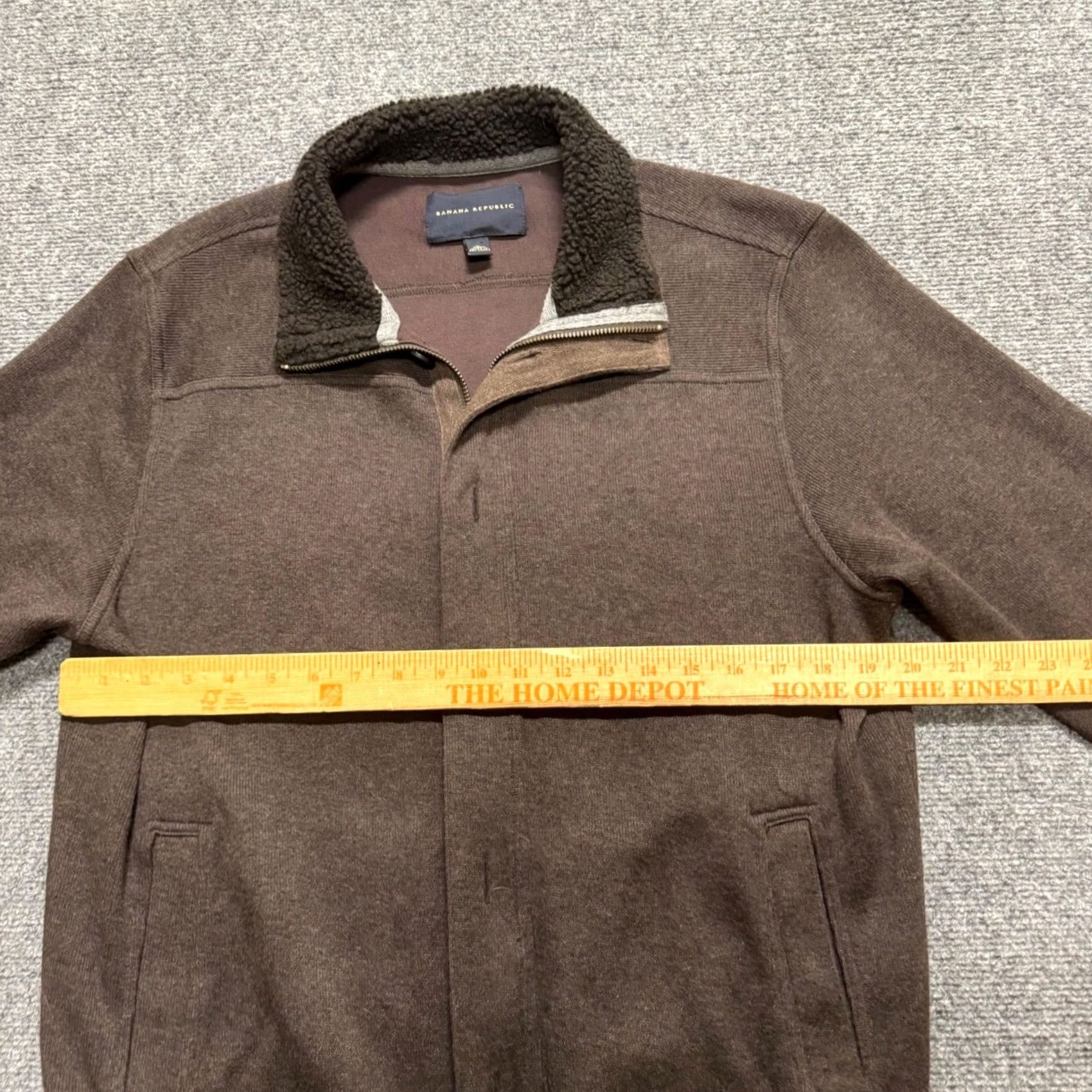 Banana Republic VINTAGE Banana Republic Mens Sweatshirt Sweater Full Zip With Buttons Collar Brown L Adult Mens Regular Size Large Brown Knit Full Zip Knit Sweater Size US L / EU 52-54 / 3 - 3 Thumbnail