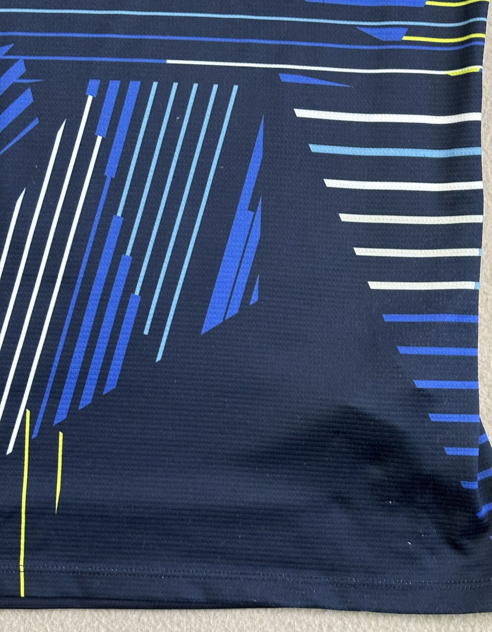 Kappa Leeds United 2018/2019 Kappa Football Jersey Size L Size US L / EU 52-54 / 3 - 10 Thumbnail
