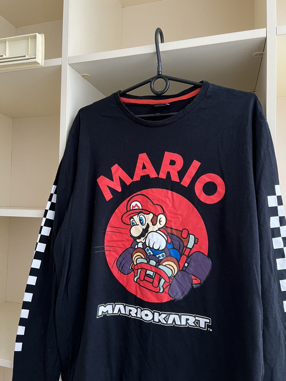 Nintendo Super Mario Nintendo Long Sleeve Tee Games Movie Size US L / EU 52-54 / 3 - 10 Thumbnail
