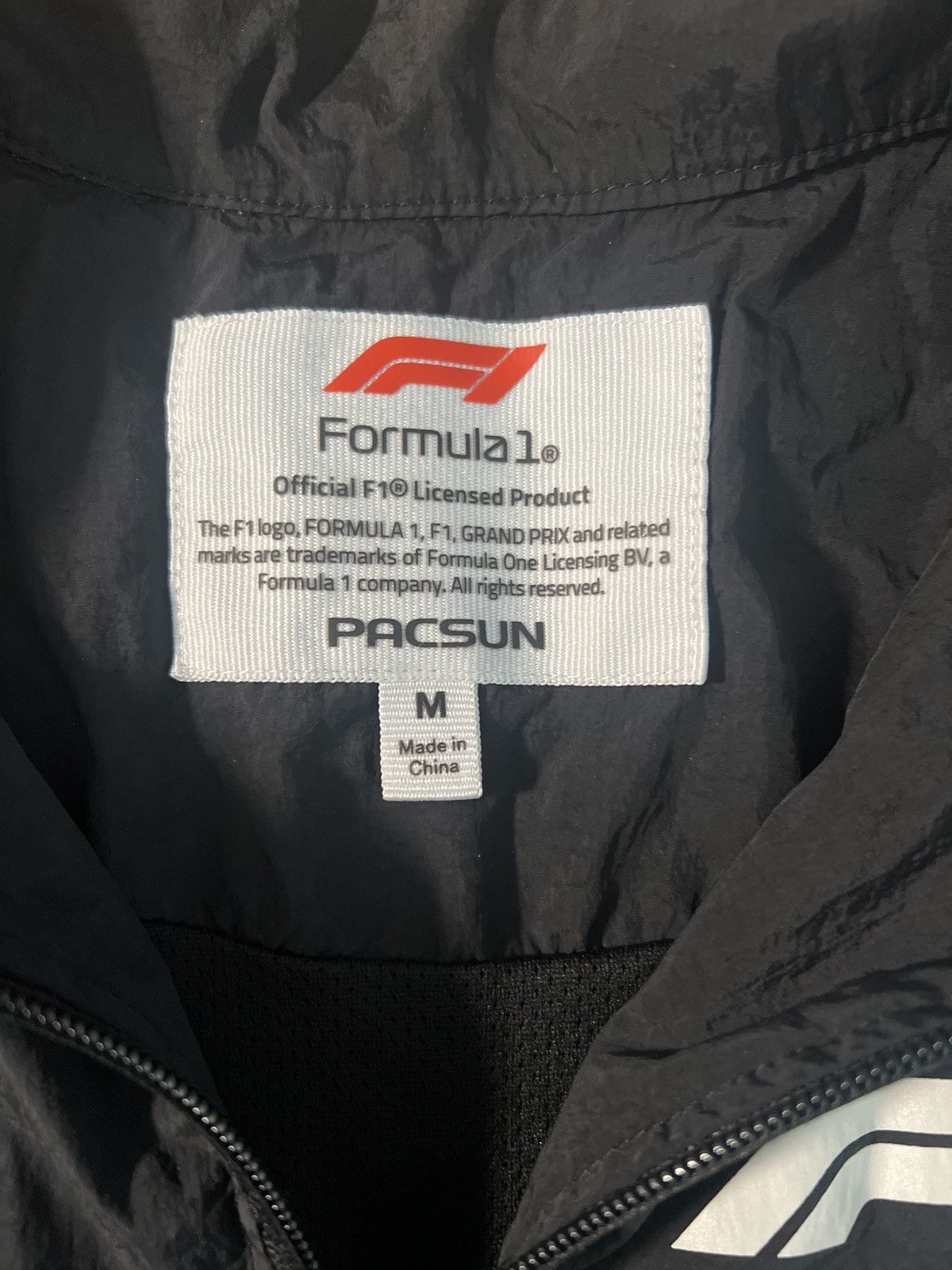 Formula 1 Formula 1 (F1) Zip Up Shoet Sleeve Windbreaker Jacket Size US M / EU 48-50 / 2 - 3 Thumbnail