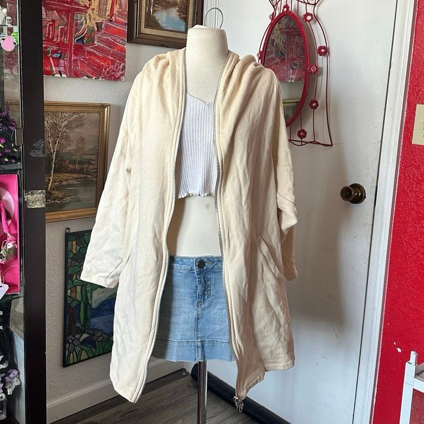 Forever 21 forever 21 full zip long yellow hoodie jacket Size S / US 4 / IT 40 - 1 Thumbnail