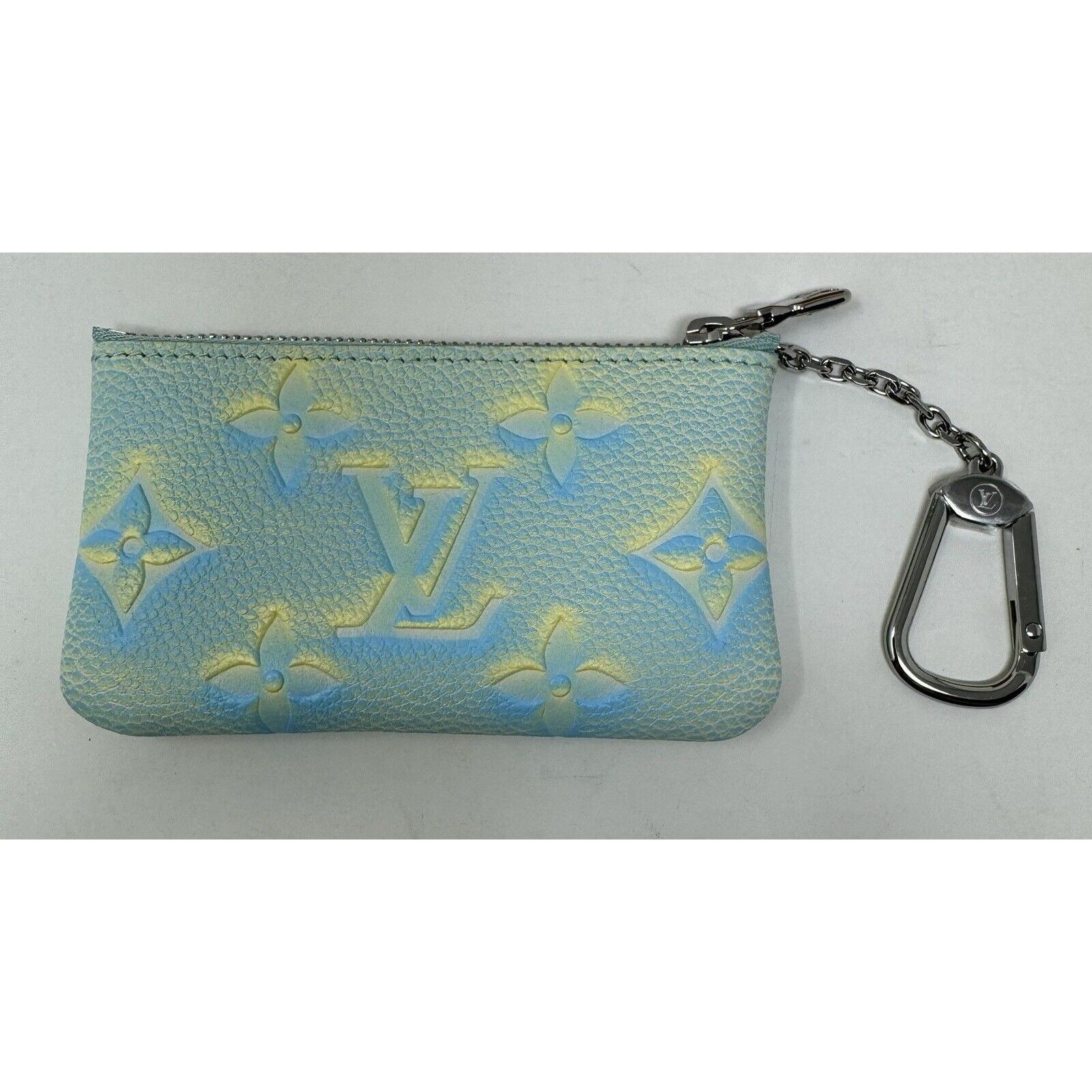 Louis Vuitton Louis Vuitton STARDUST Key Pouch LIMITED EDITION M81297 Size ONE SIZE - 6 Thumbnail