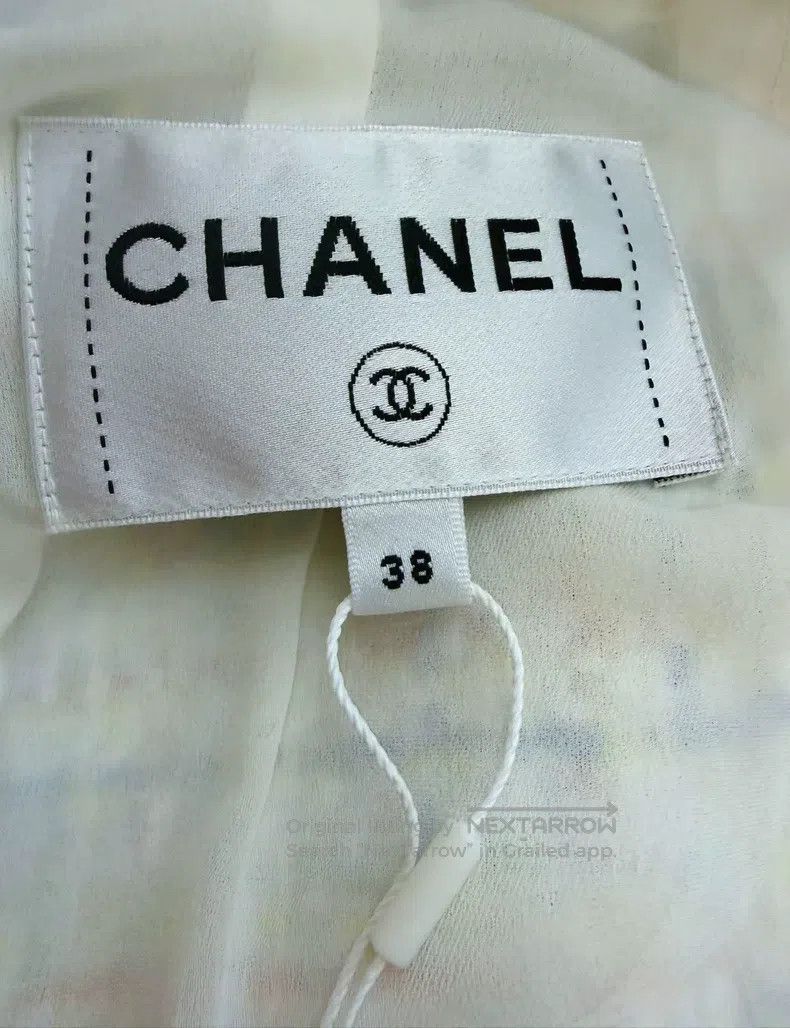 Chanel Chanel 25c colourful tweed hooded jacket Size XS / US 0-2 / IT 36-38 - 6 Thumbnail