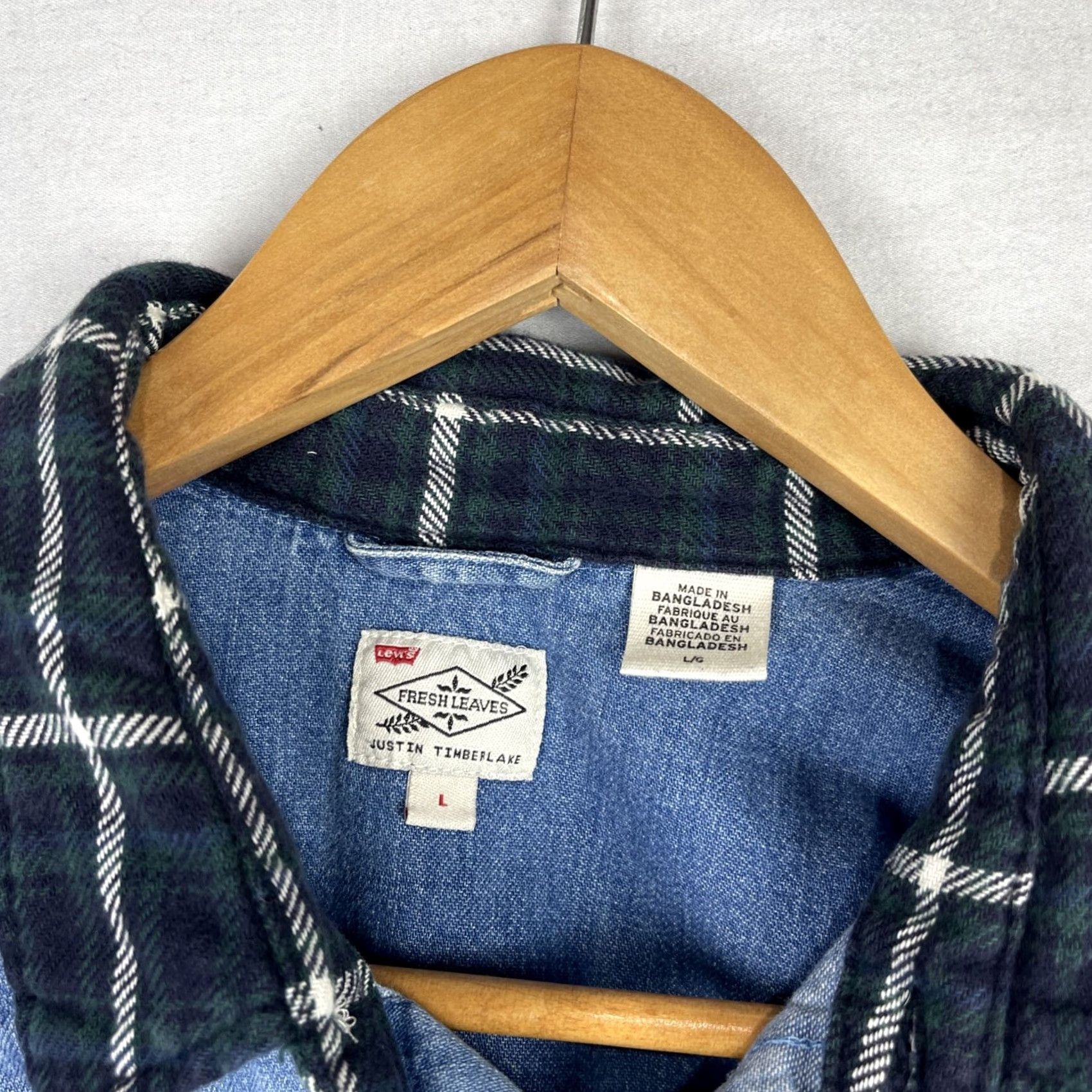 Levi's Levi's Shirt Mens Large Blue Chambray Pearl Snap Justin Timberlake Fresh Leaves Casual Shirt Mens Large Blue Chambray Pearl Snap Western Theme" Size US L / EU 52-54 / 3 - 5 Thumbnail