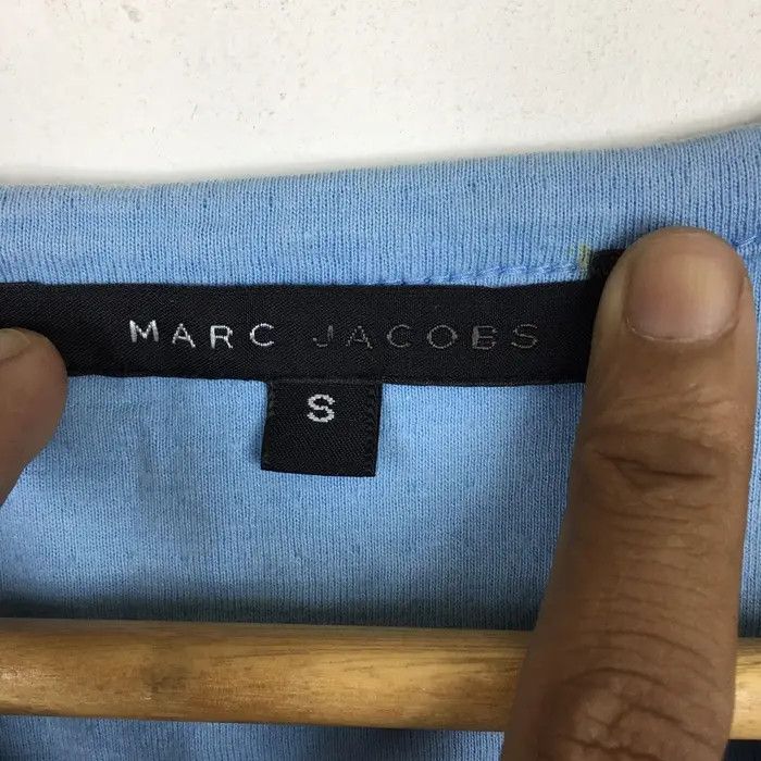 Marc Jacobs Vtg MARC JACOBS No 4 V Neck Top Tee Shirt Size US S / EU 44-46 / 1 - 4 Thumbnail