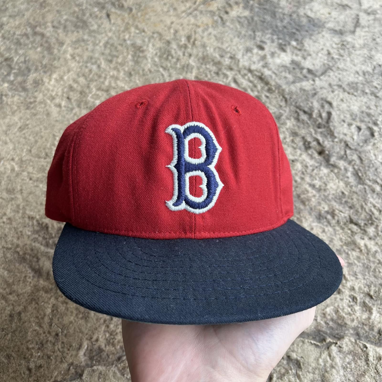 MLB × Vintage Vintage New Without Tags Boston Red Sox Size 7 Fitted Hat Size ONE SIZE - 1 Thumbnail