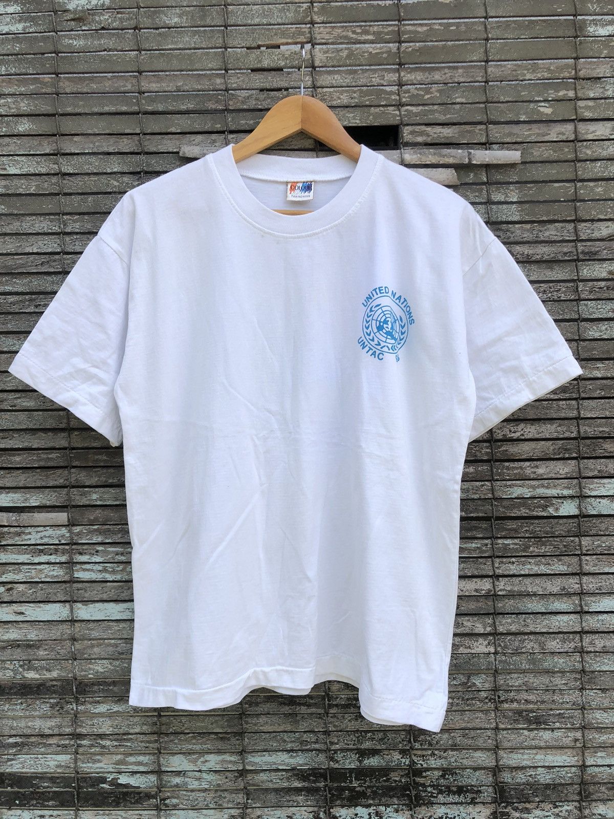 Vintage Vintage Bootleg United Nation UNTAC 93 Kampuchea Logo Tee Size US M / EU 48-50 / 2 - 9 Thumbnail