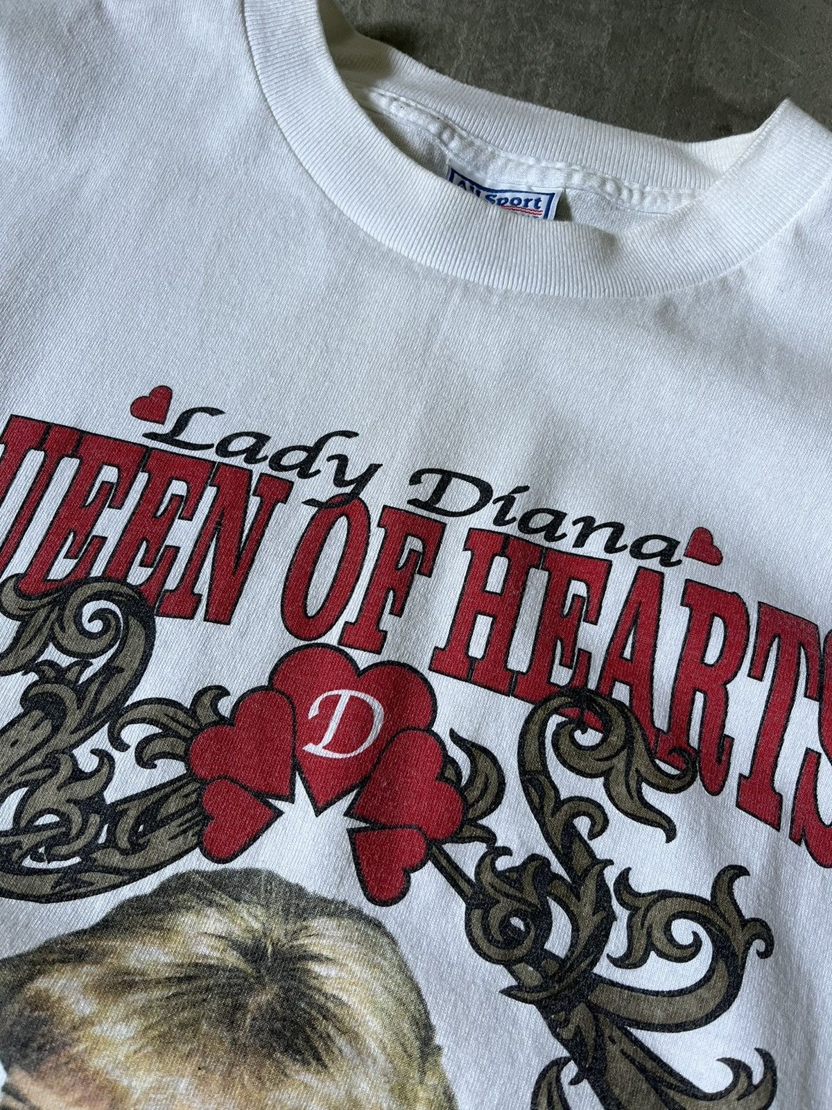 Vintage Lady Diana Queen of Hearts white T-shirt rare Size US XL / EU 56 / 4 - 6 Thumbnail