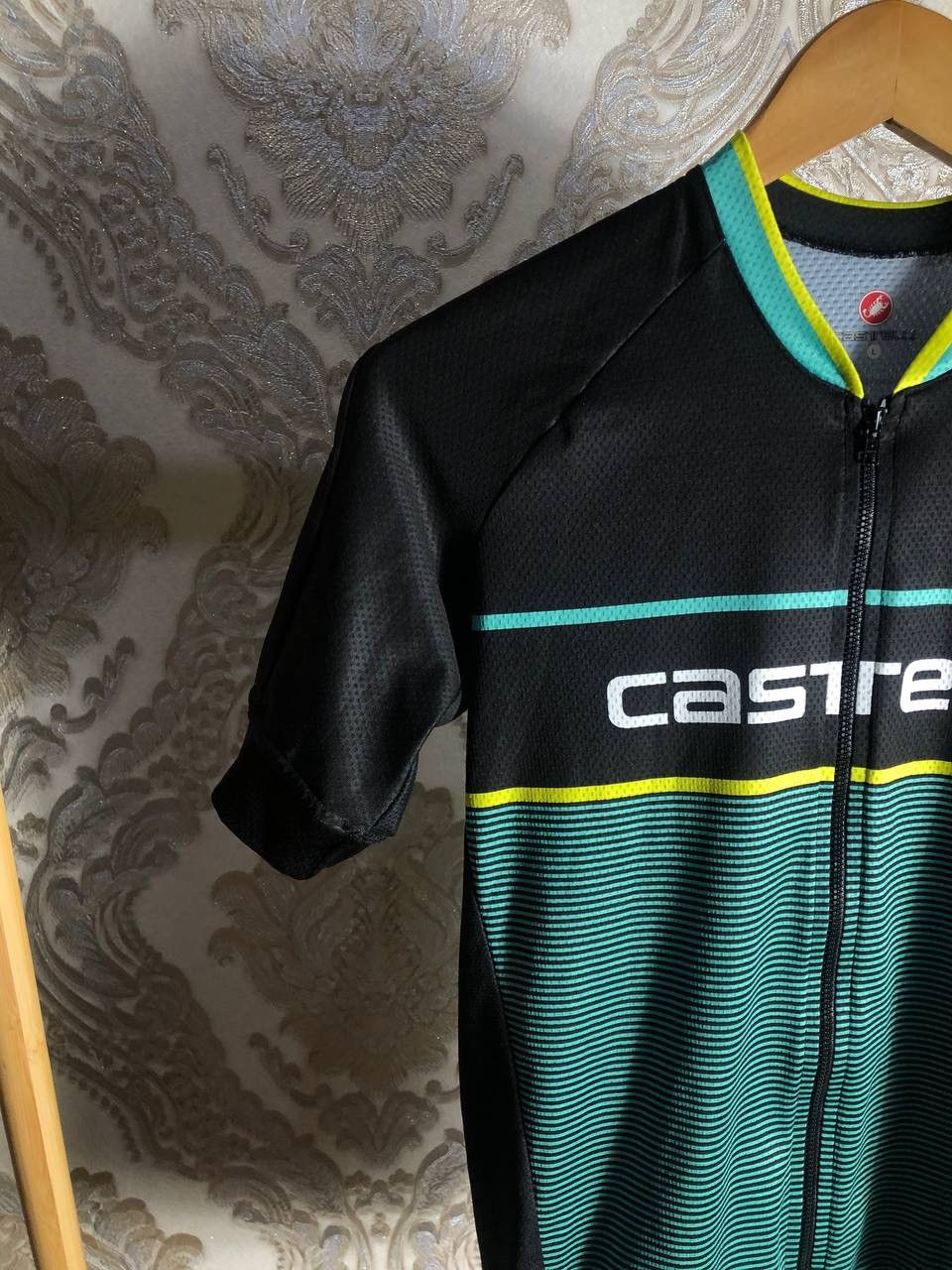Vintage VERY RARE CASTELLI FULL ZIP BIKE JERSEY ITALY Y2K 90s HYP Size US L / EU 52-54 / 3 - 4 Thumbnail
