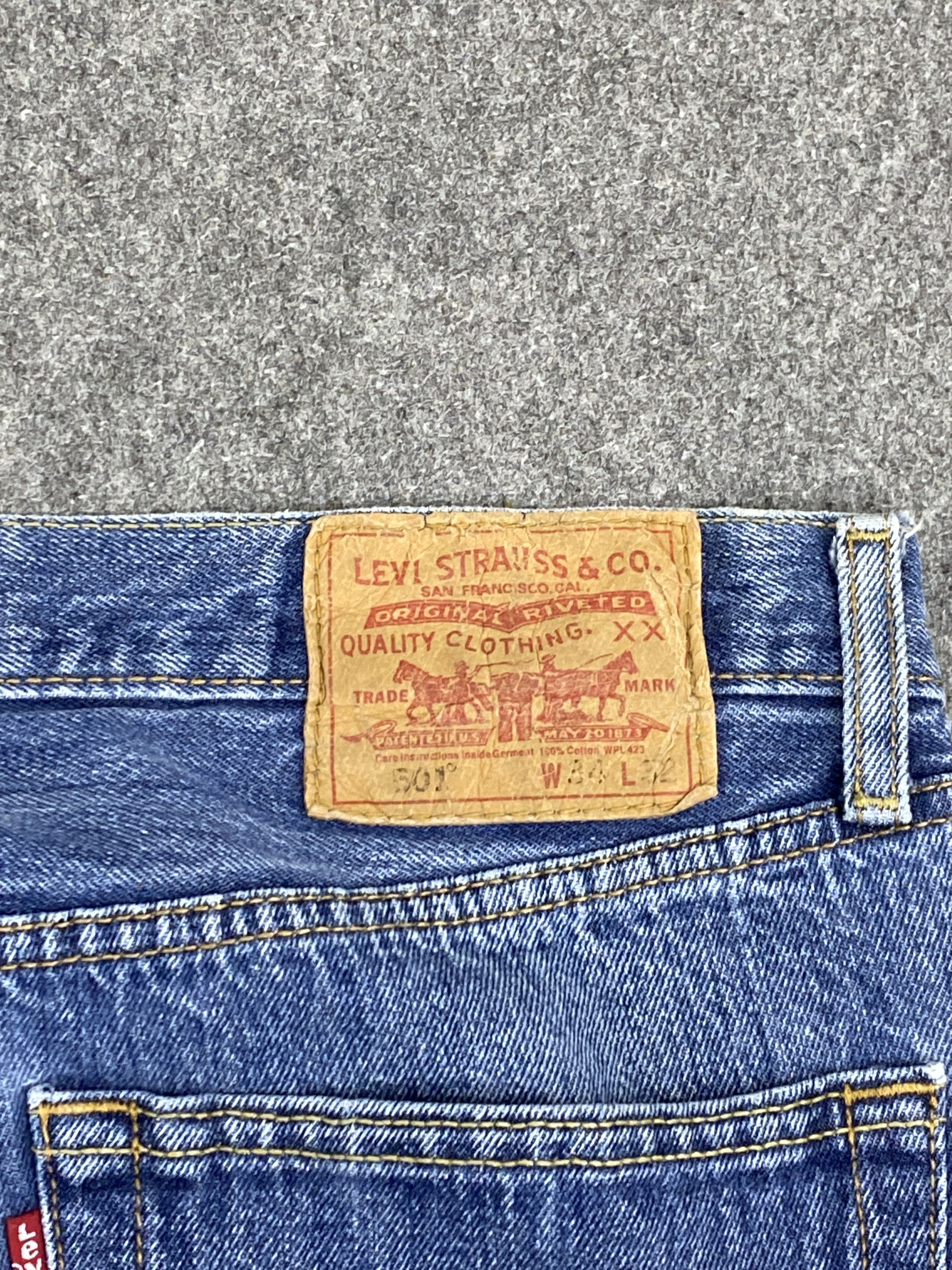 Levi's × Vintage Vintage Levis 501 Blue Denim Jeans DP2812 Size US 35 - 5 Thumbnail