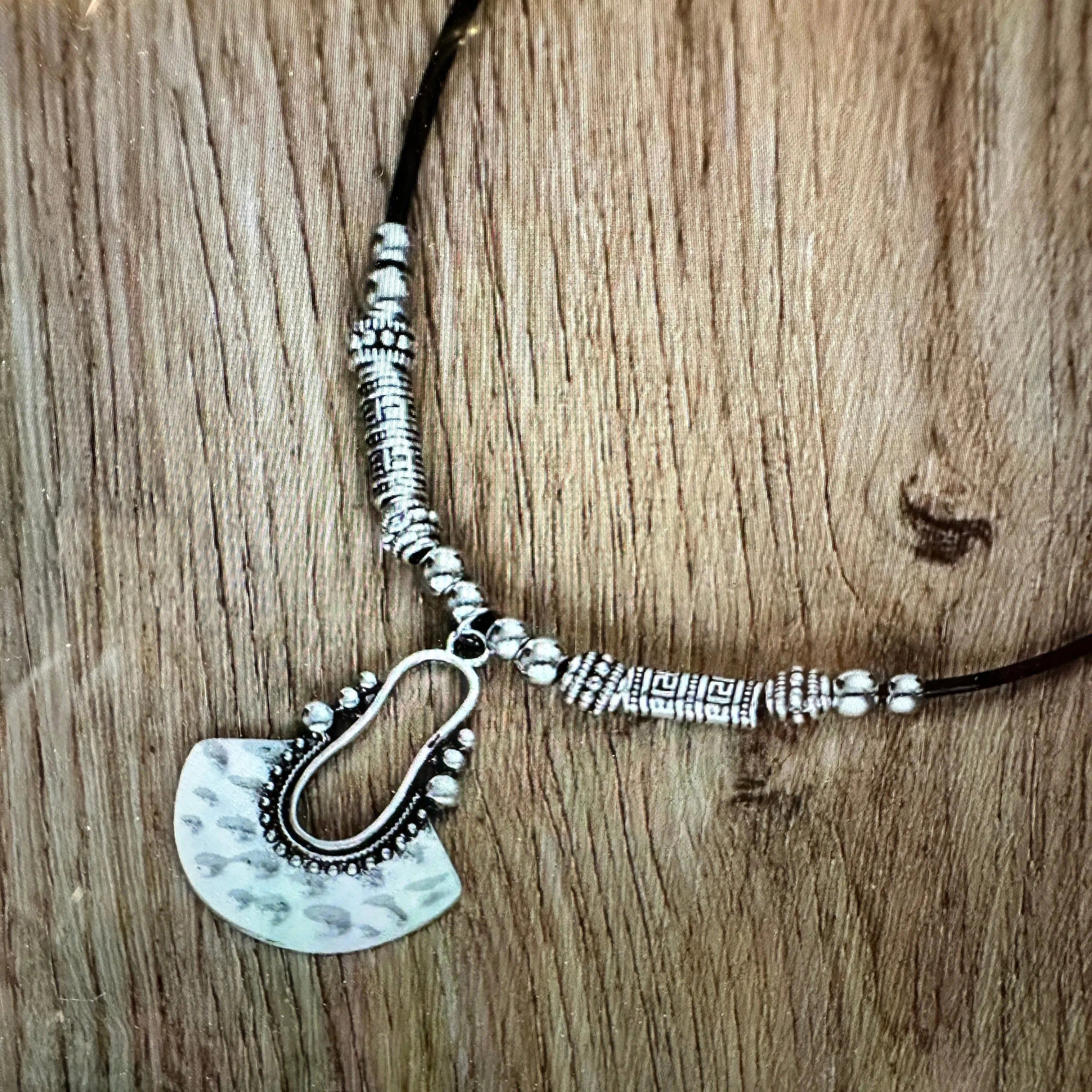 Other Boho Western Western Cowgirl Leather Cord Silver Pendant, Bl Size ONE SIZE - 7 Thumbnail