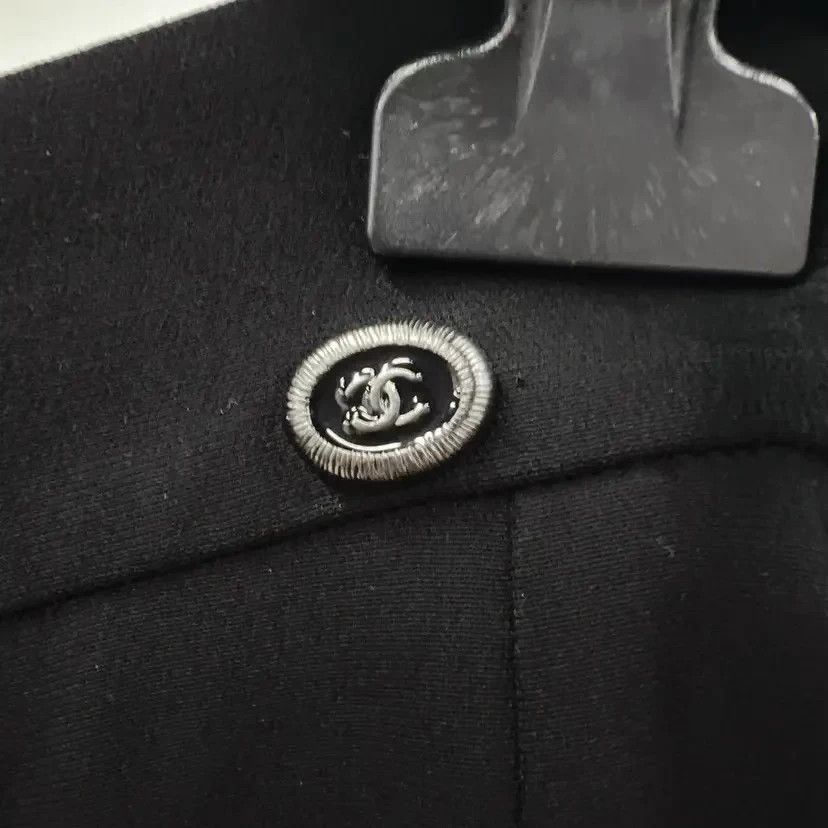Chanel CHANEL women's black skirt 38 Size 27" / US 4 / IT 40 - 5 Thumbnail