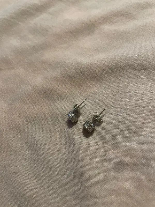 Jewelry Koizumi x azawa White CZ Silver Color Earring Size ONE SIZE - 6 Thumbnail