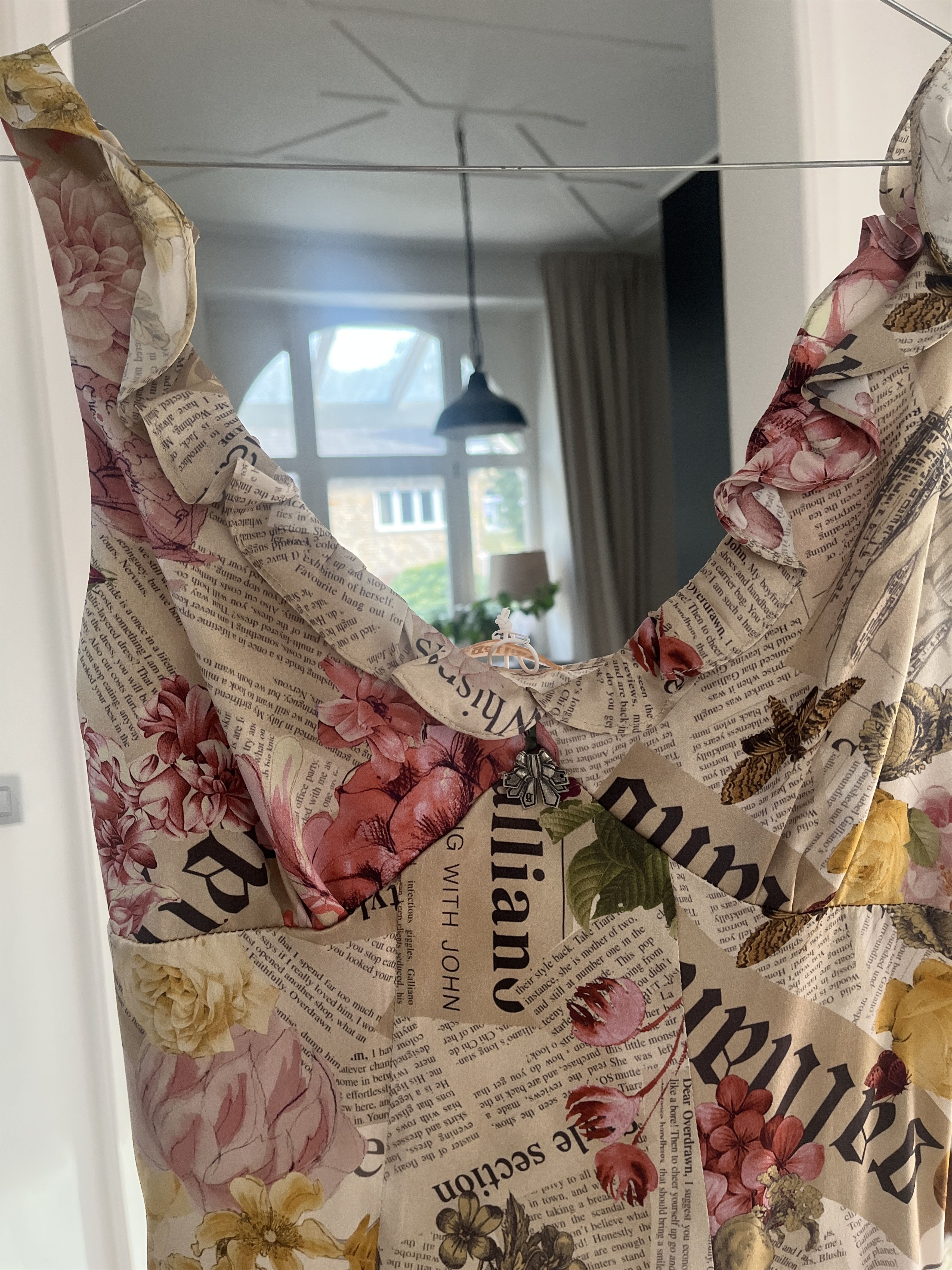 John Galliano John Galliano – Robe Vintage "Newspaper Floral" en Soie Size M / US 6-8 / IT 42-44 - 3 Thumbnail
