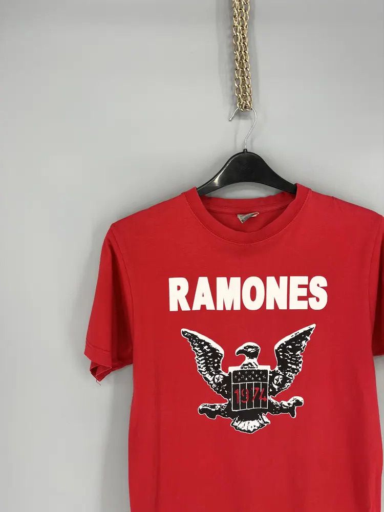 Band Tees Vintage Y2K Punk Rock Ramones Band Tee T Shirt Size US S / EU 44-46 / 1 - 4 Thumbnail