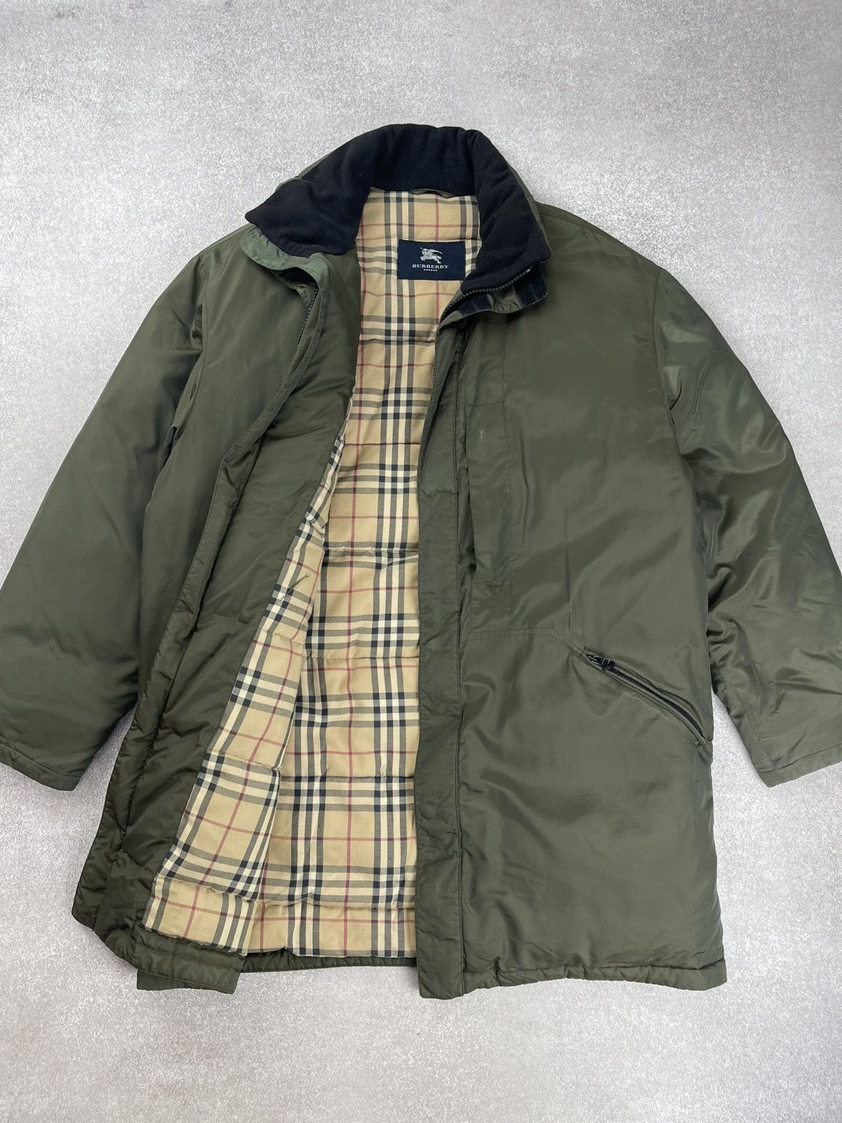 Burberry × Vintage Vintage Burberry London Jacket Khaki Size 54 Size US L / EU 52-54 / 3 - 1 Thumbnail