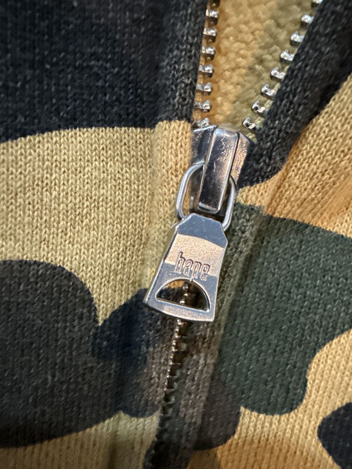 Bape Bape PONR Shark camo Full zip Size US M / EU 48-50 / 2 - 8 Thumbnail
